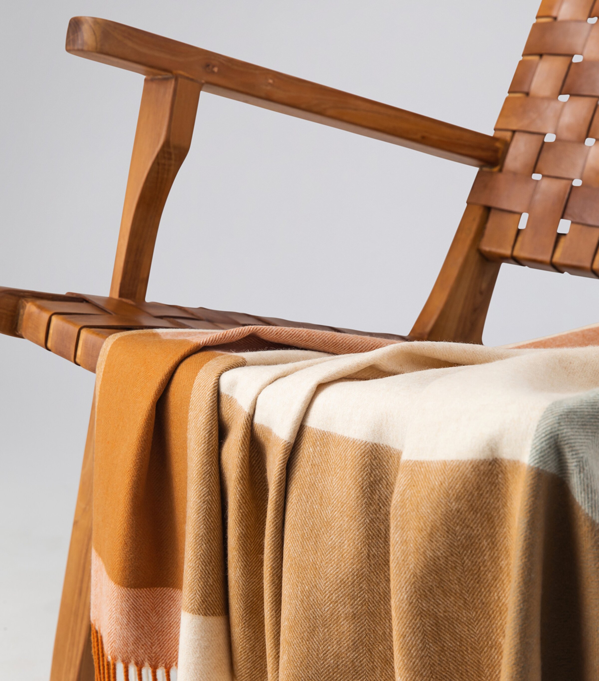 Wool Block Border Throw (190cm x 140cm) WARM Image 3