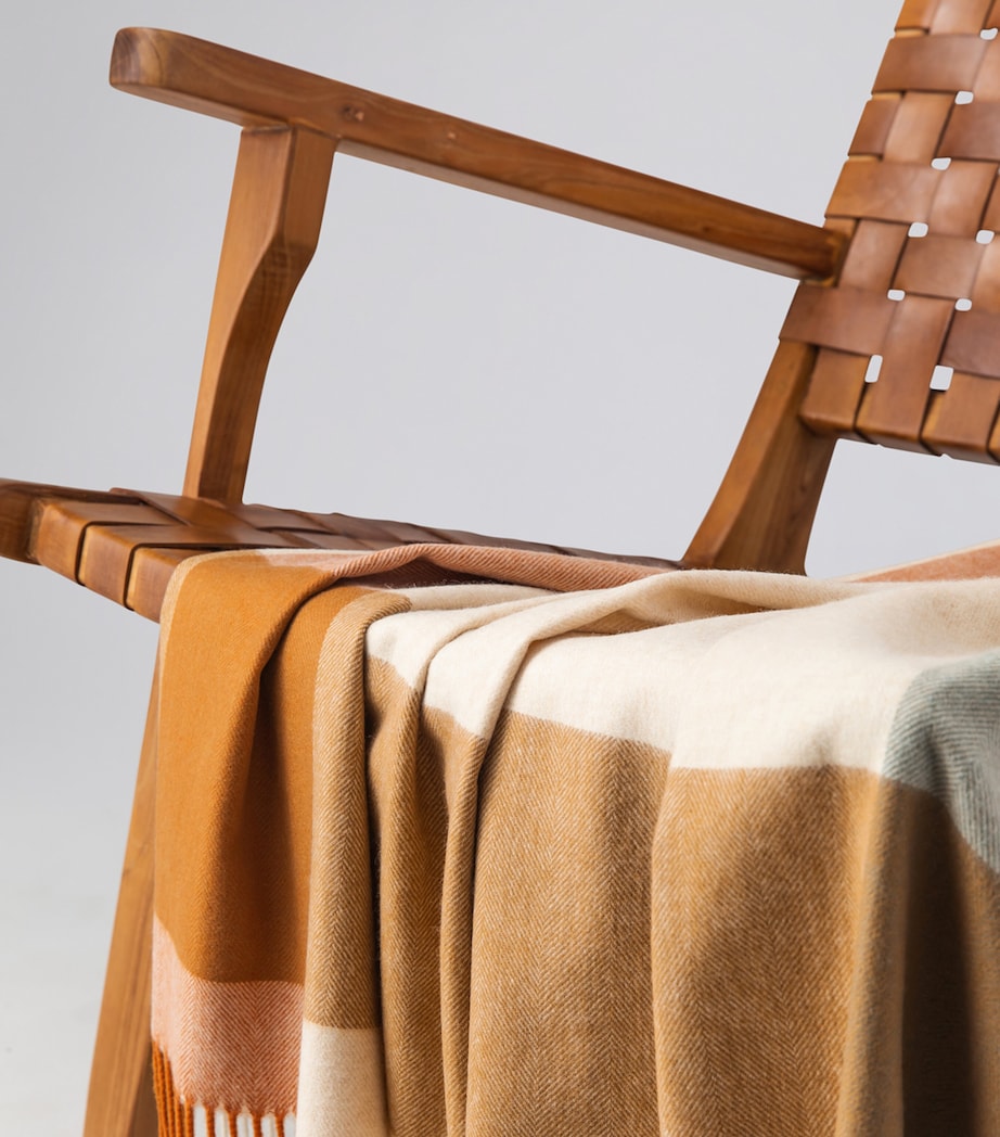 Wool Block Border Throw (190cm x 140cm) WARM Image 3