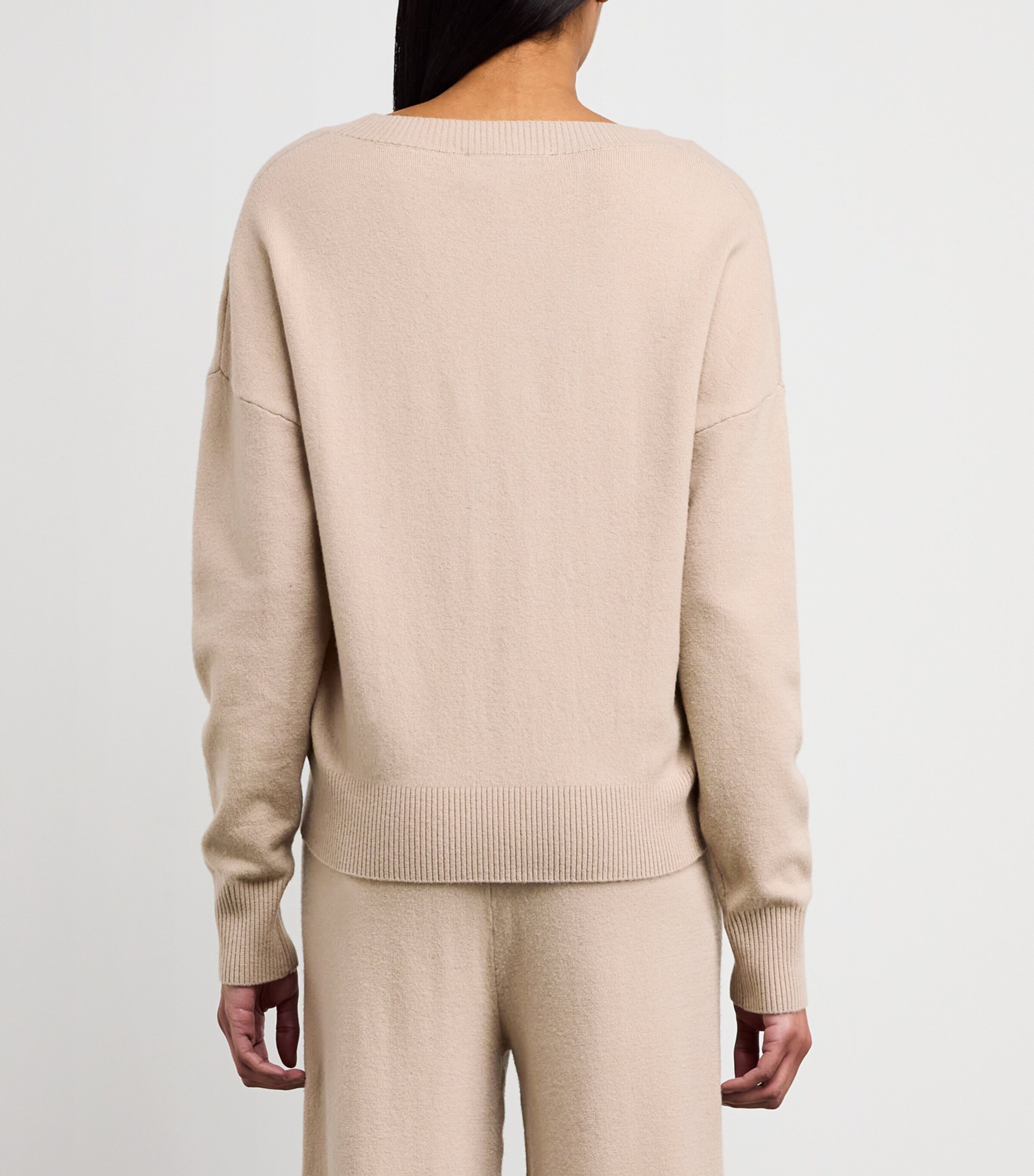 Merino Wool Sweater A2048 Image 4