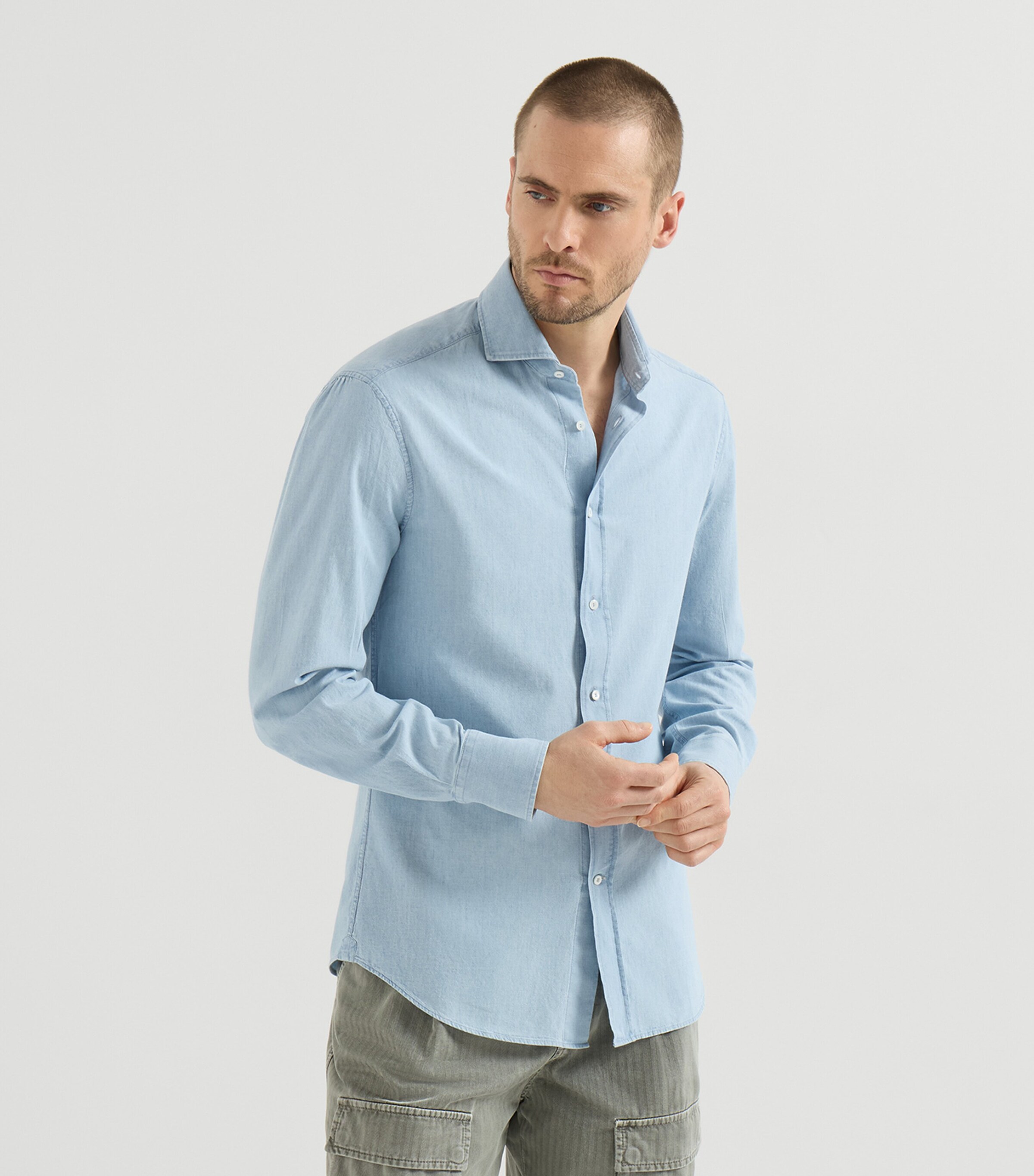 Brunello Cucinelli Mens Denim-Effect Chambray Shirt Image 4