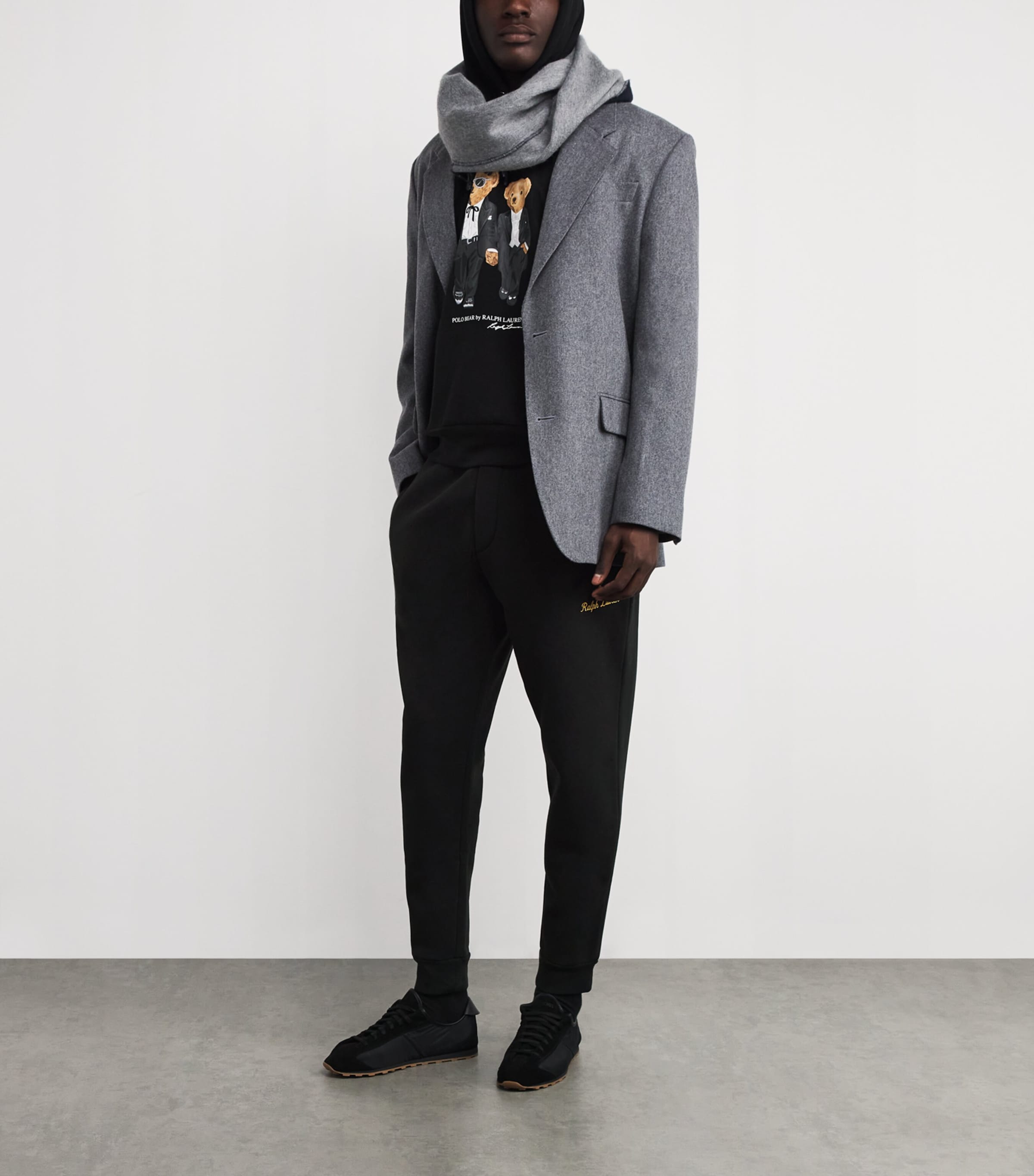 Embroidered Monogram Sweatpants BLACK Image 2