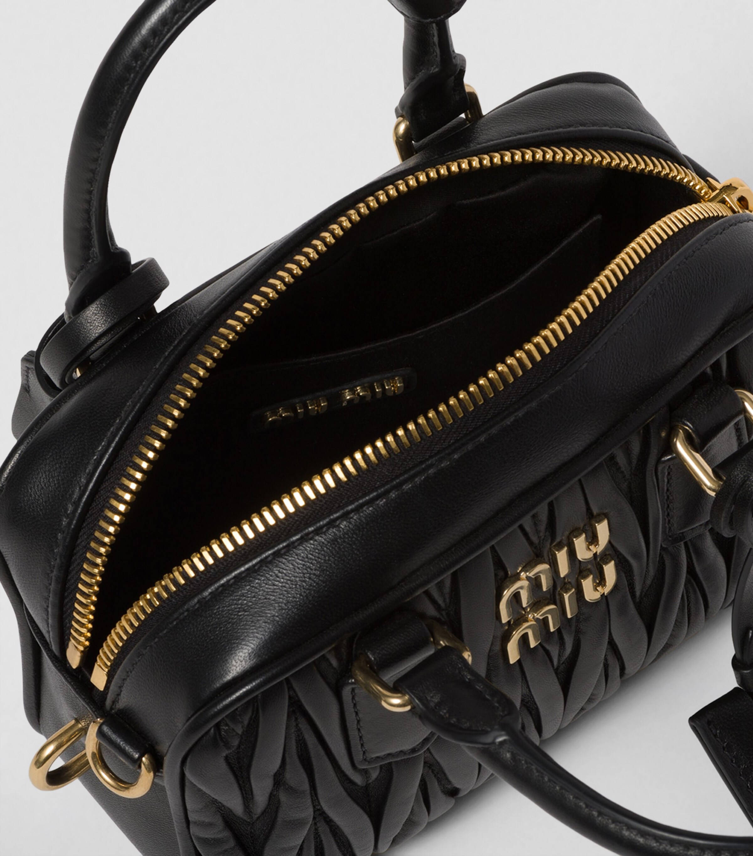 Small Leather Matelassé Arcadie Top-Handle Bag F0002 Image 8