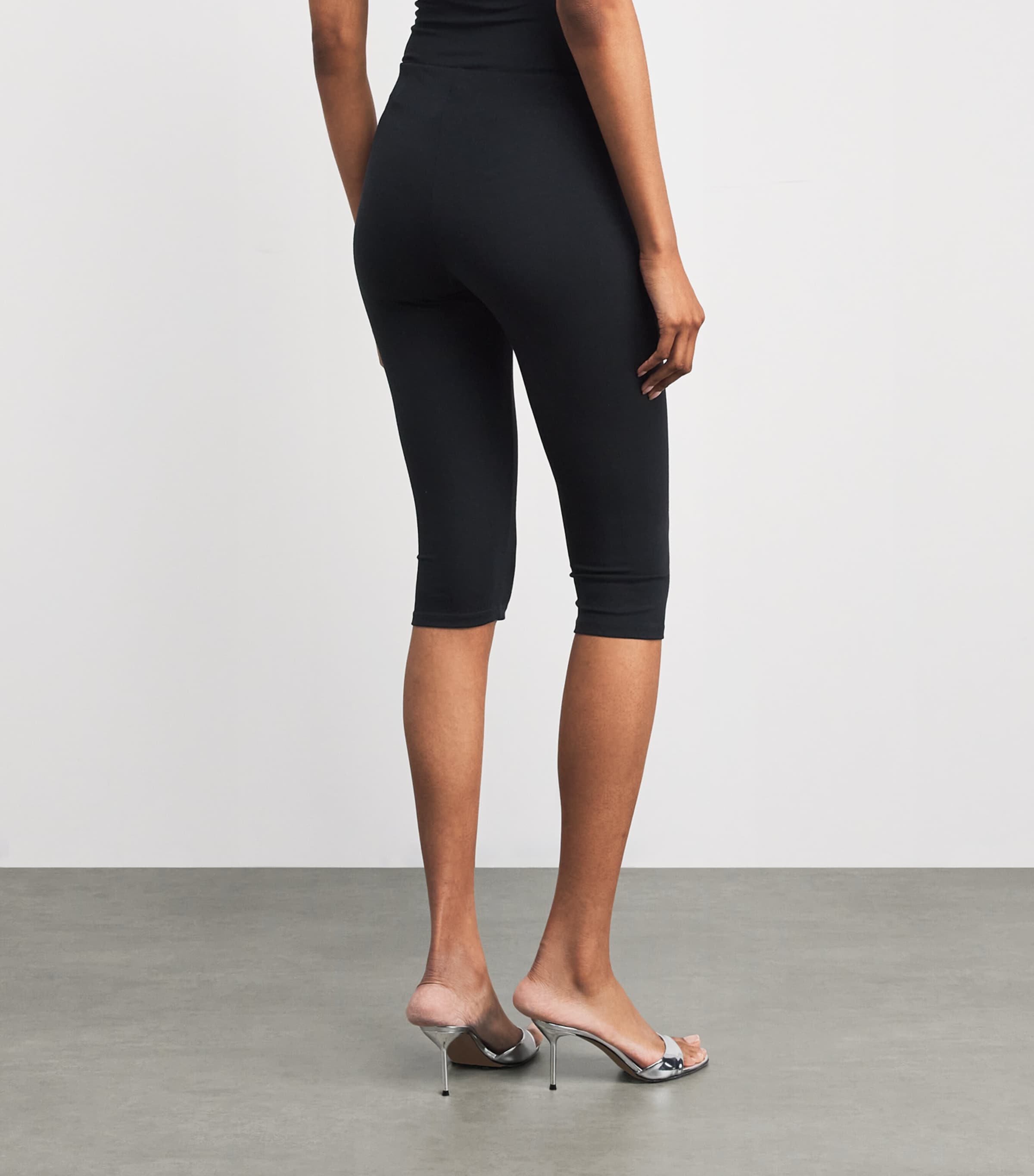 SMOOTH LAYERS CAPRI TRUFFLE skims カプリパンツ SMOOTH LAYERS CAPRI | GRAPHITE