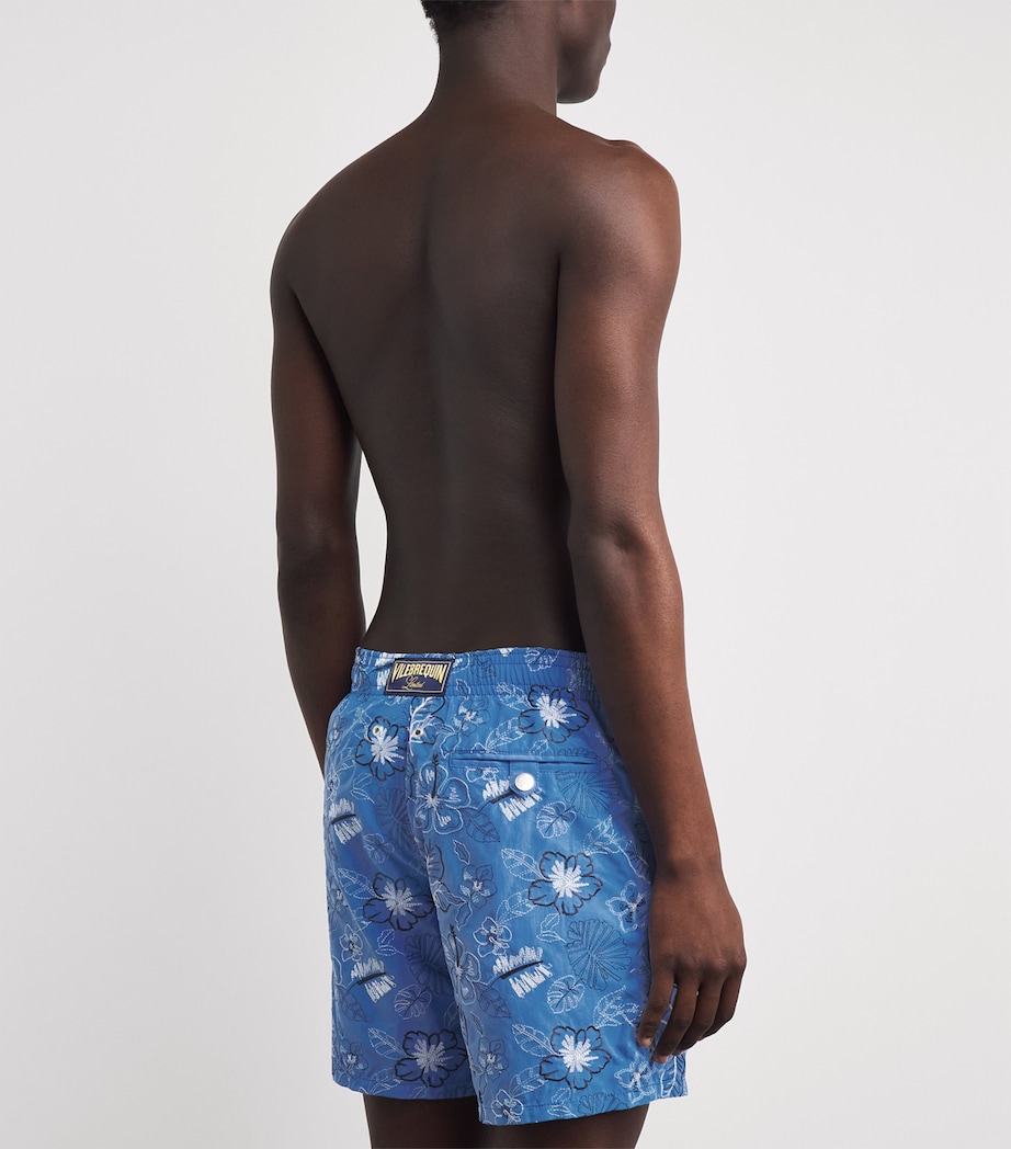Vilebrequin Mens Embroidered Mistral Swim Shorts Faience Image 4