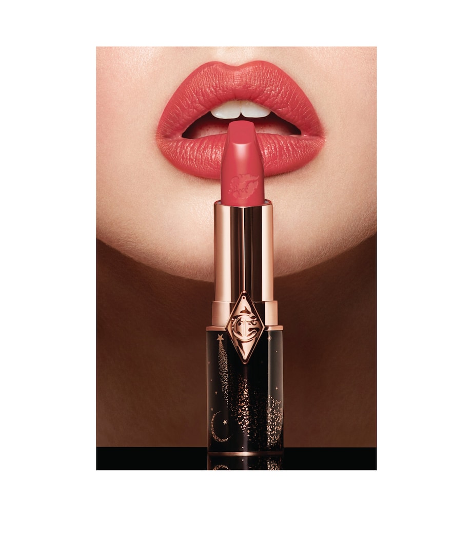 Hot Lips Lipstick CARINA'S STAR Image 4