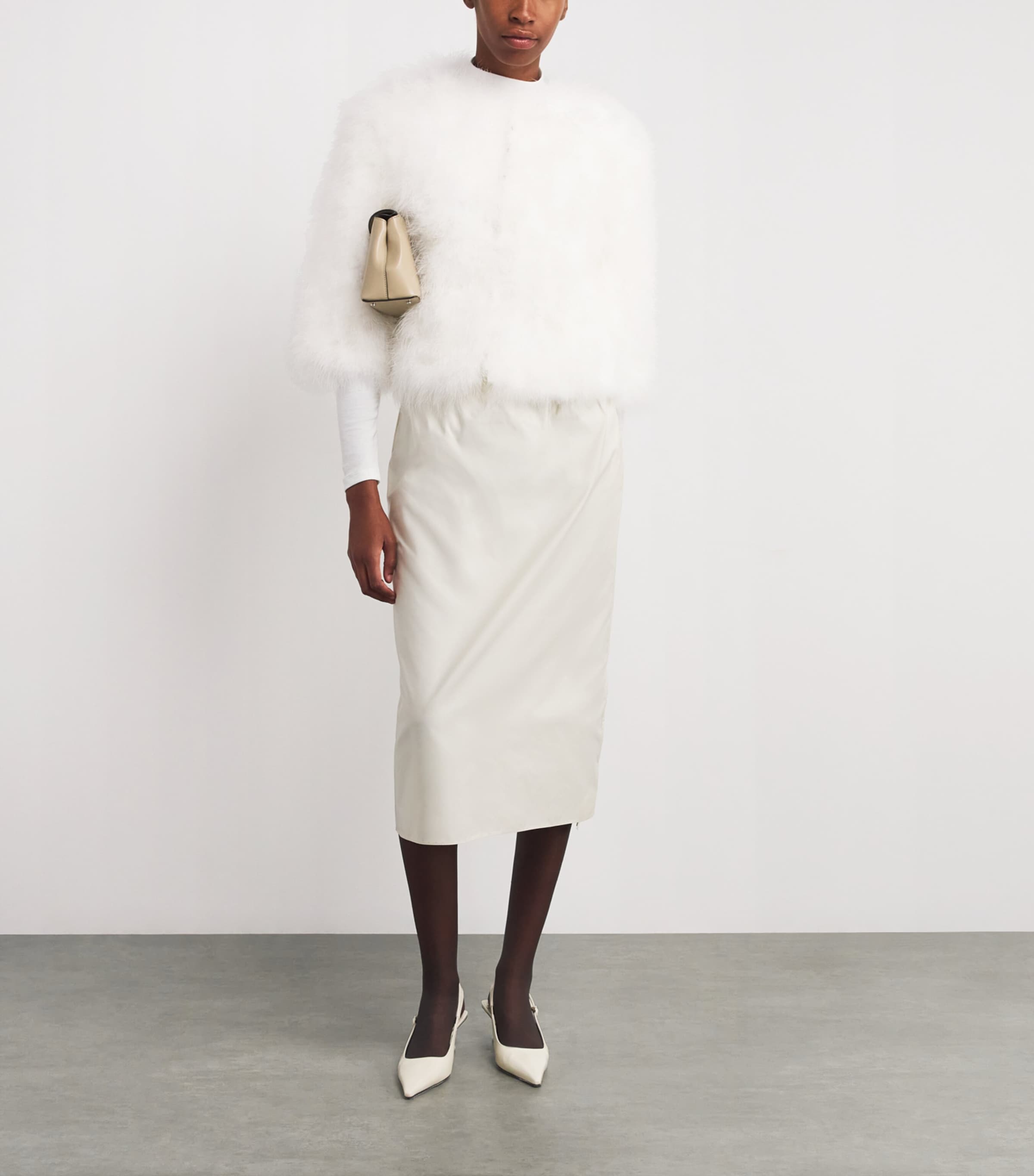 Feather Cropped Jacket A1006 Image 2