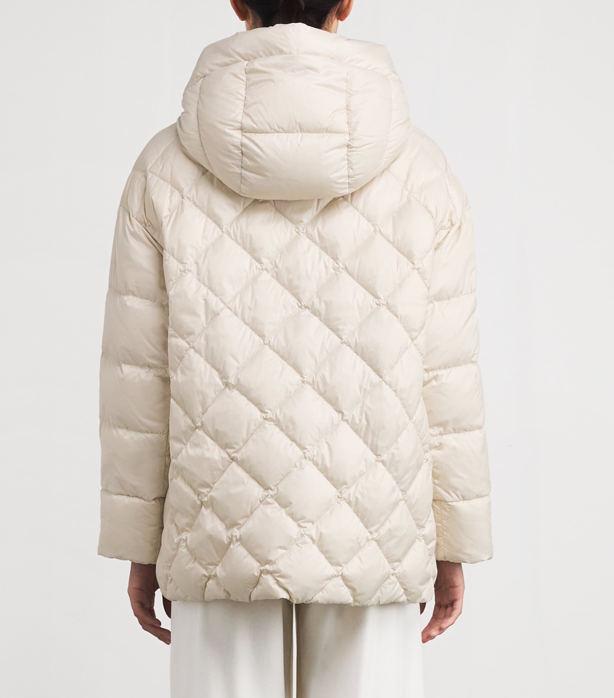 Max Mara White The Cube Diamond-Quilted Jacket | Harrods MY