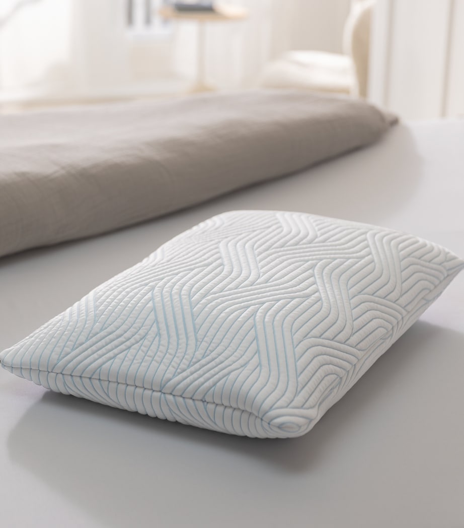 Soft SmartCool Pillow (50cm x 74cm) WHITE Image 4