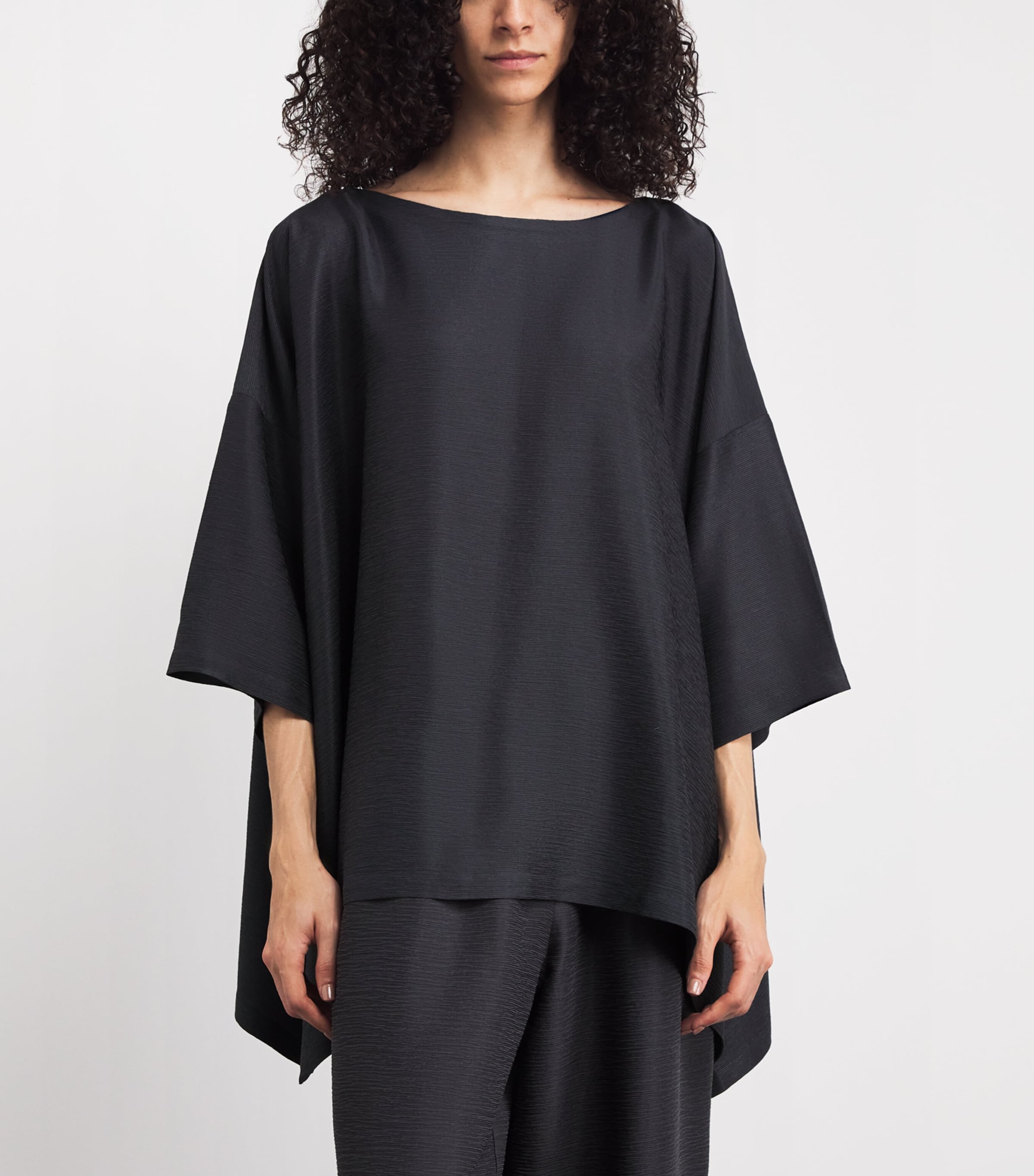 Eskandar Womens Silk Plissé Scoop-Neck Top Slate Image 4