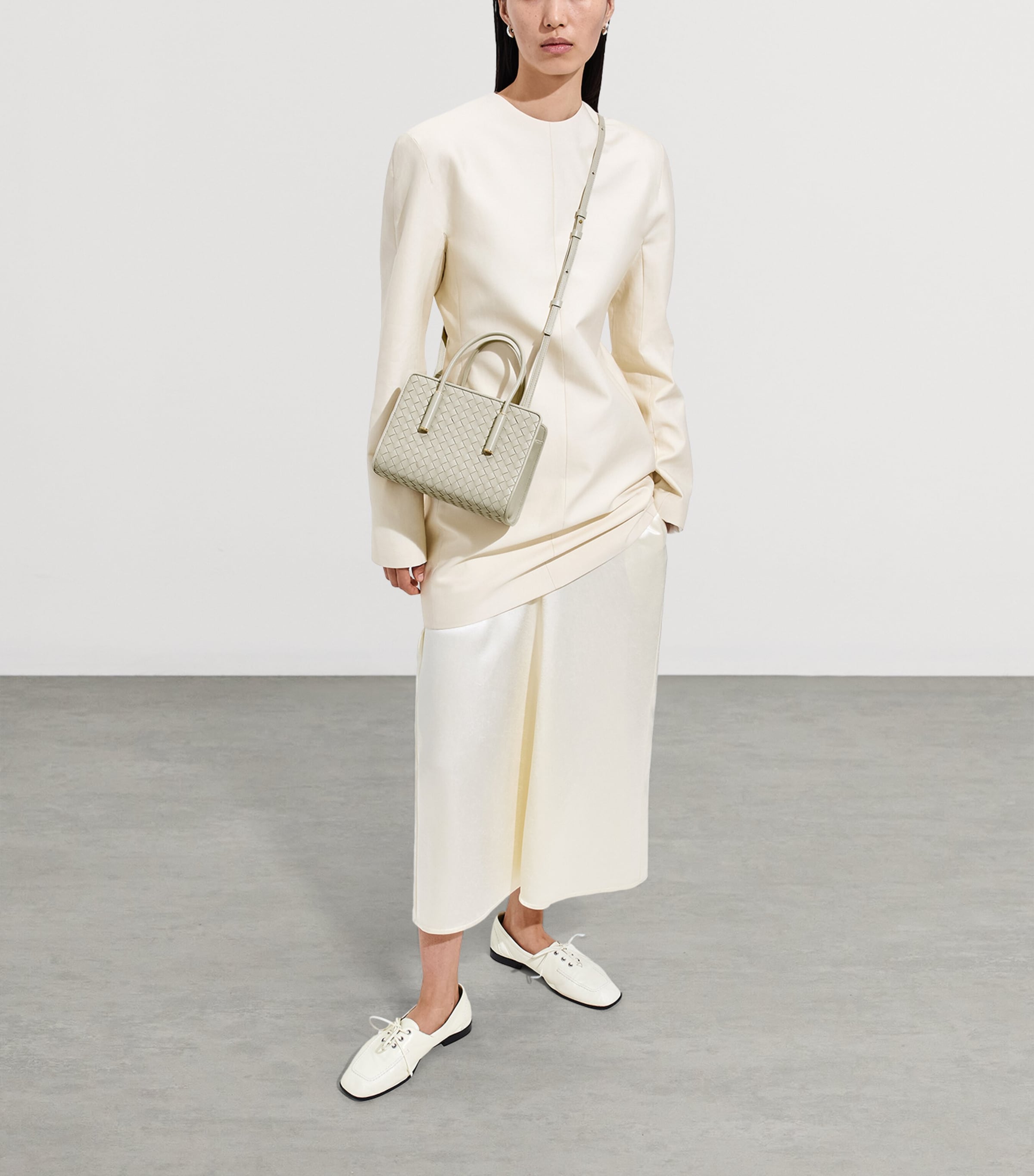Bottega Veneta Baby Leather Barbara Tote Bag Image 5