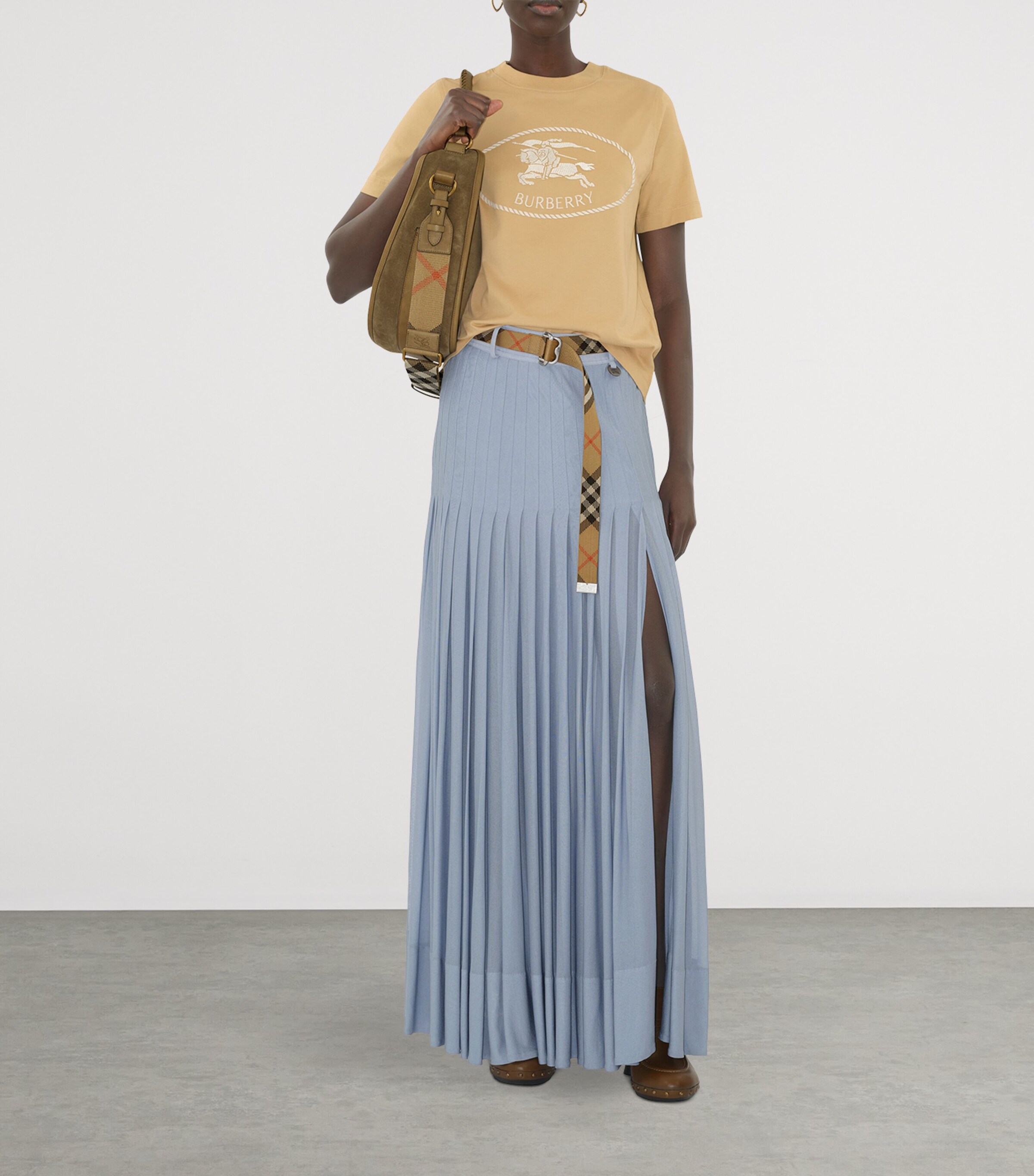 Cotton Knight Stamp T-Shirt FLAX Image 2