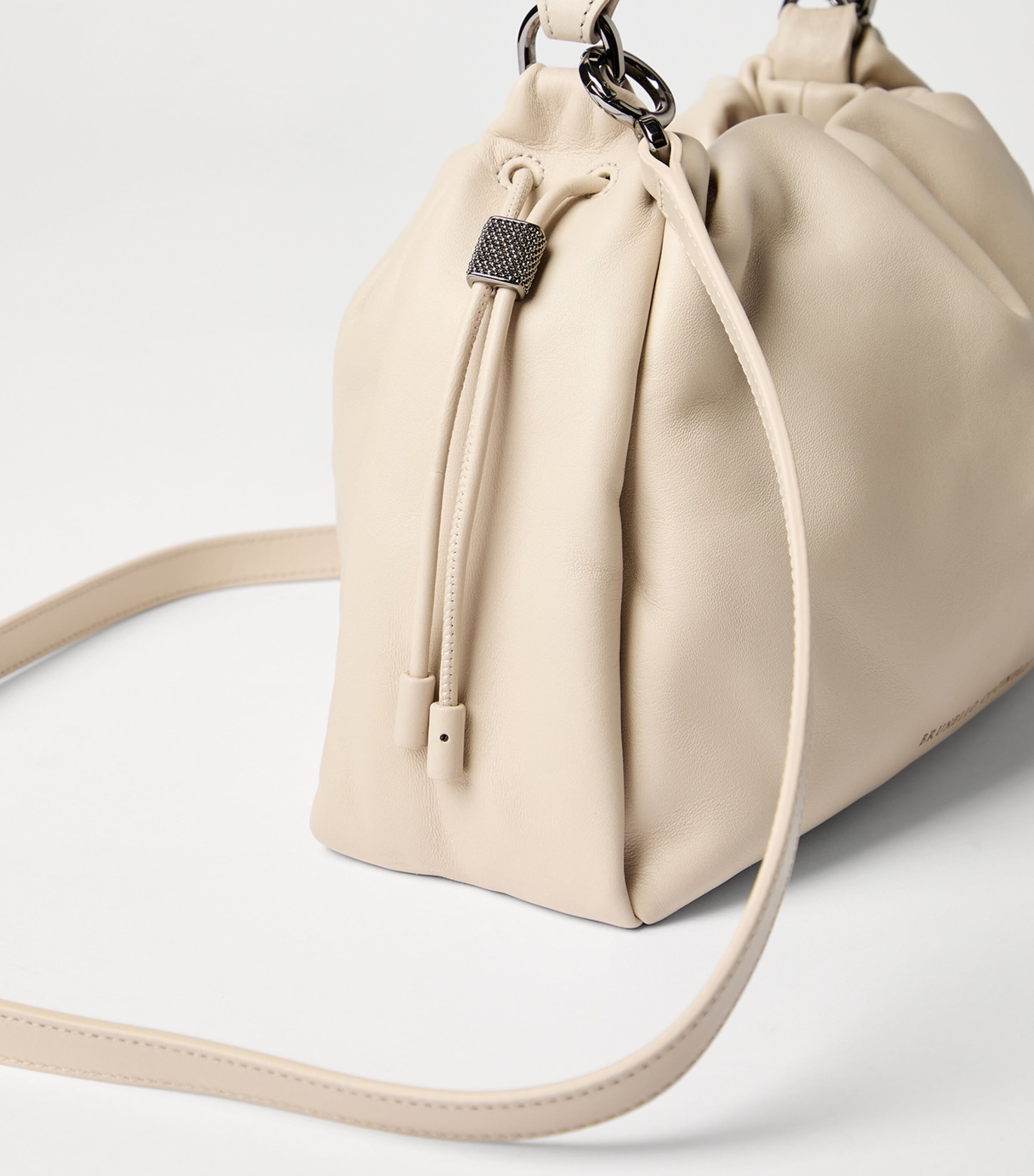 Small Leather Mellow Bucket Bag C8905 Image 5