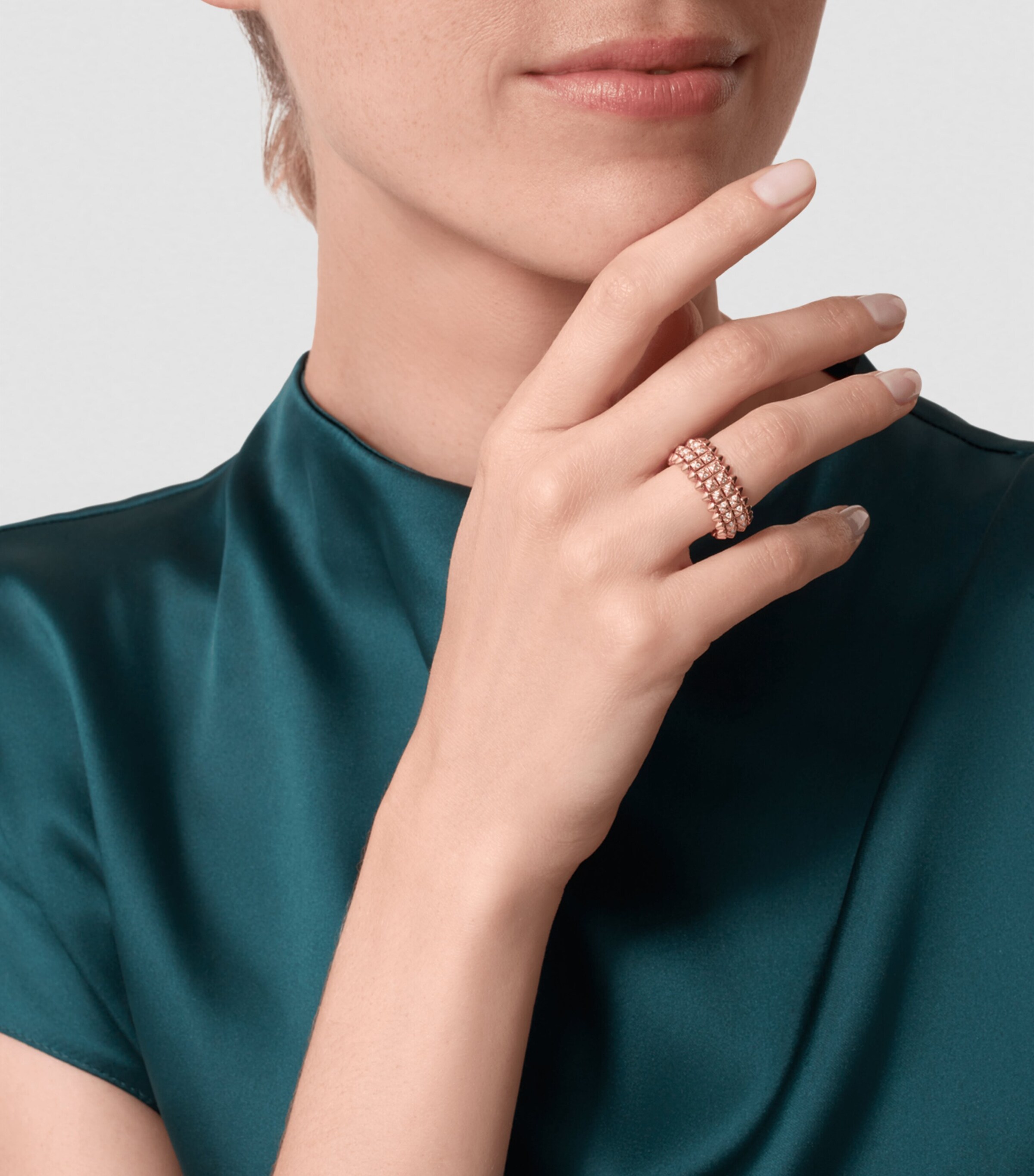 Rose Gold and Diamond Clash de Cartier Ring ROSE GOLD Image 8