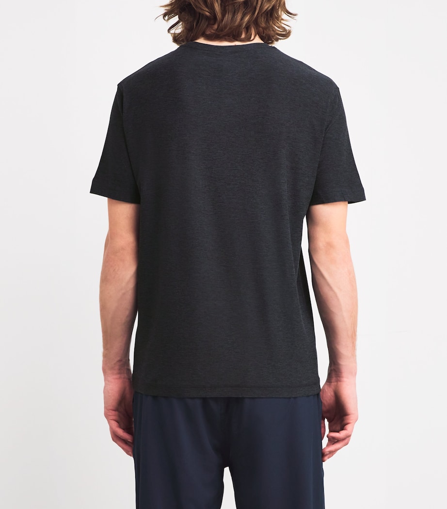 Strato Tech T-Shirt CHARCOAL HEATHER Image 4