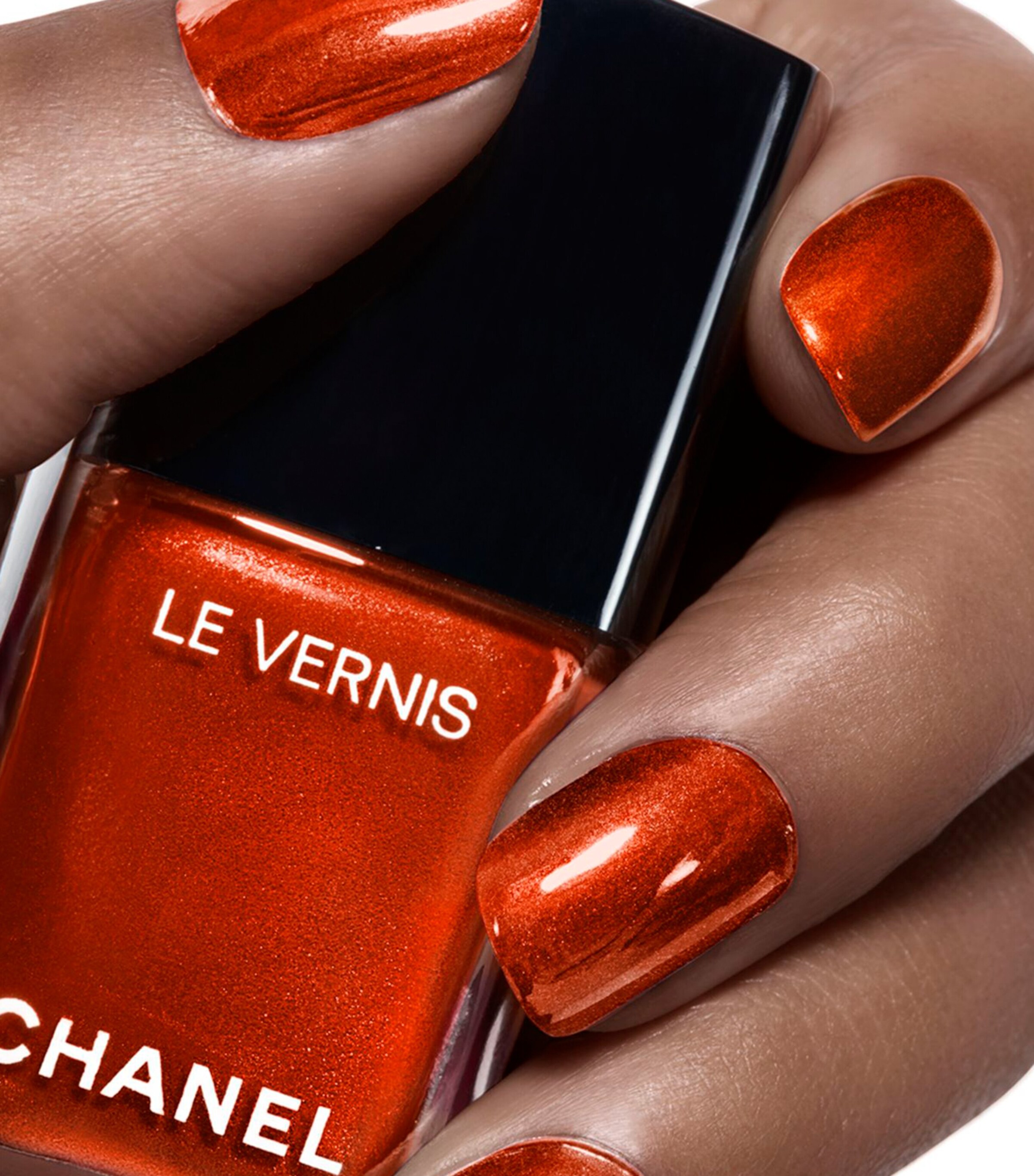 LES VERNIS Longwear Nail Colour NO COLOUR Image 4