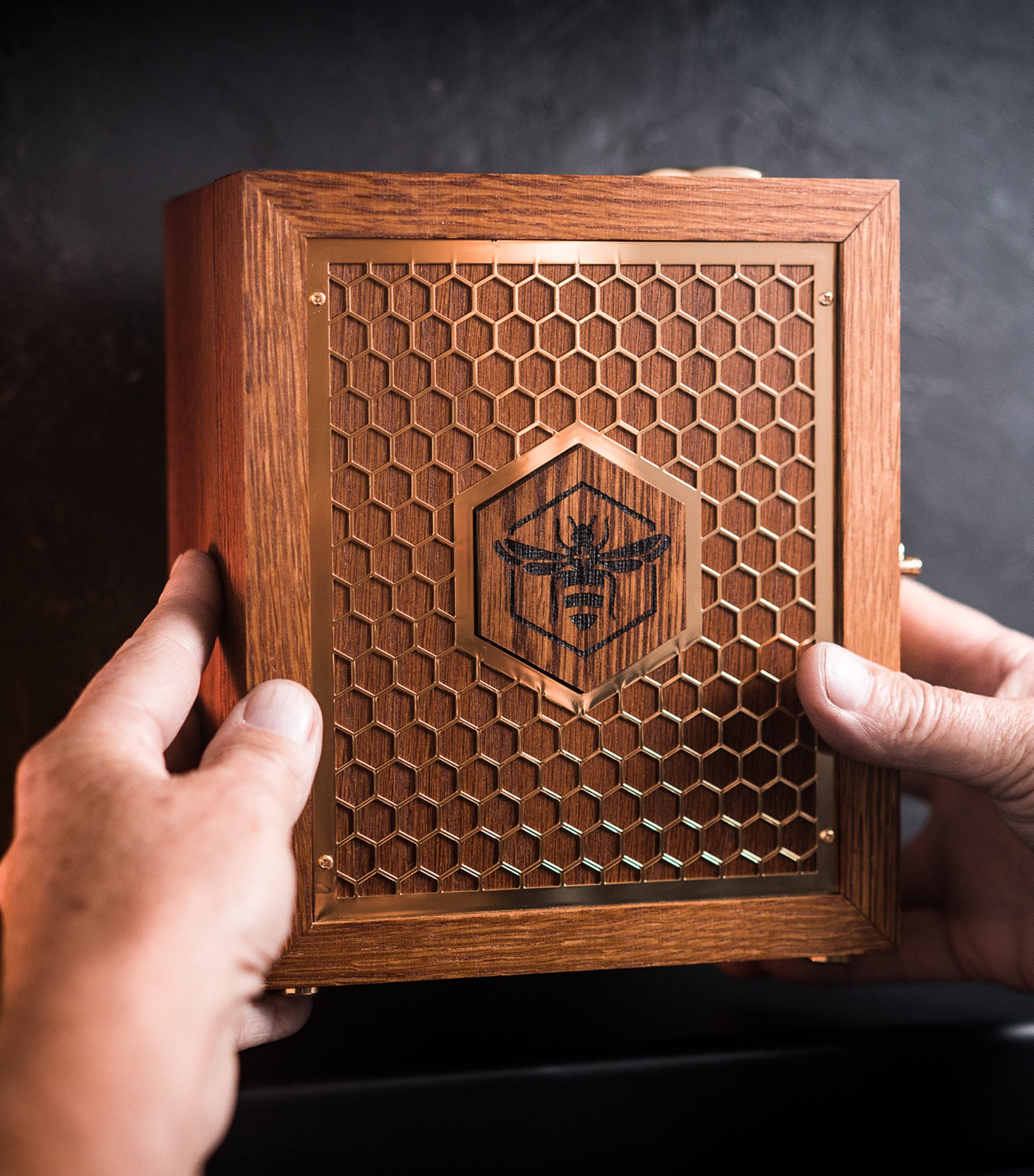 Limited Reserve Manuka Honey UMF 32+ MGO 1835 (250g) NO COLOUR Image 10