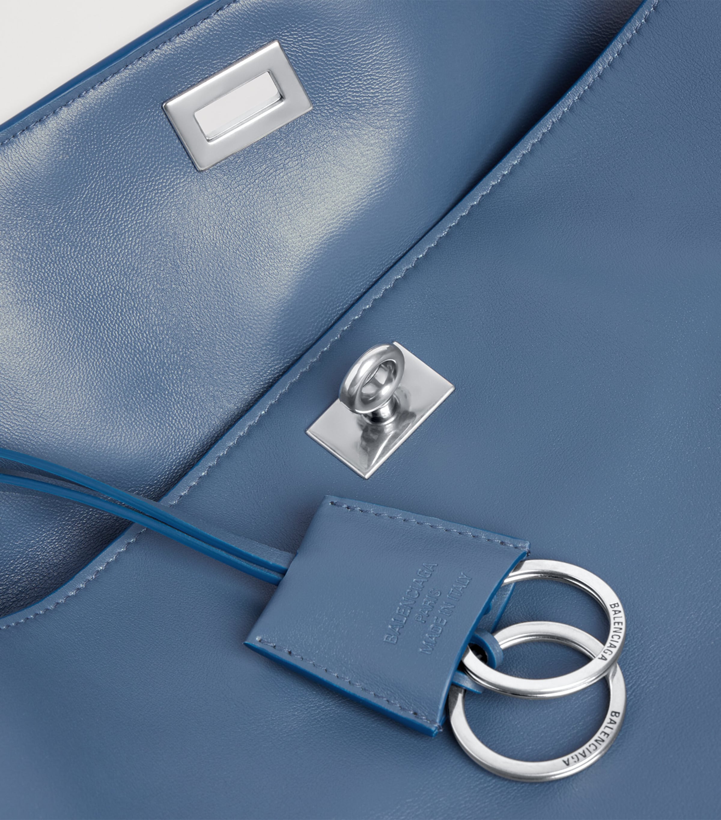 Medium Leather Rodeo Shoulder Bag 4243 Image 9