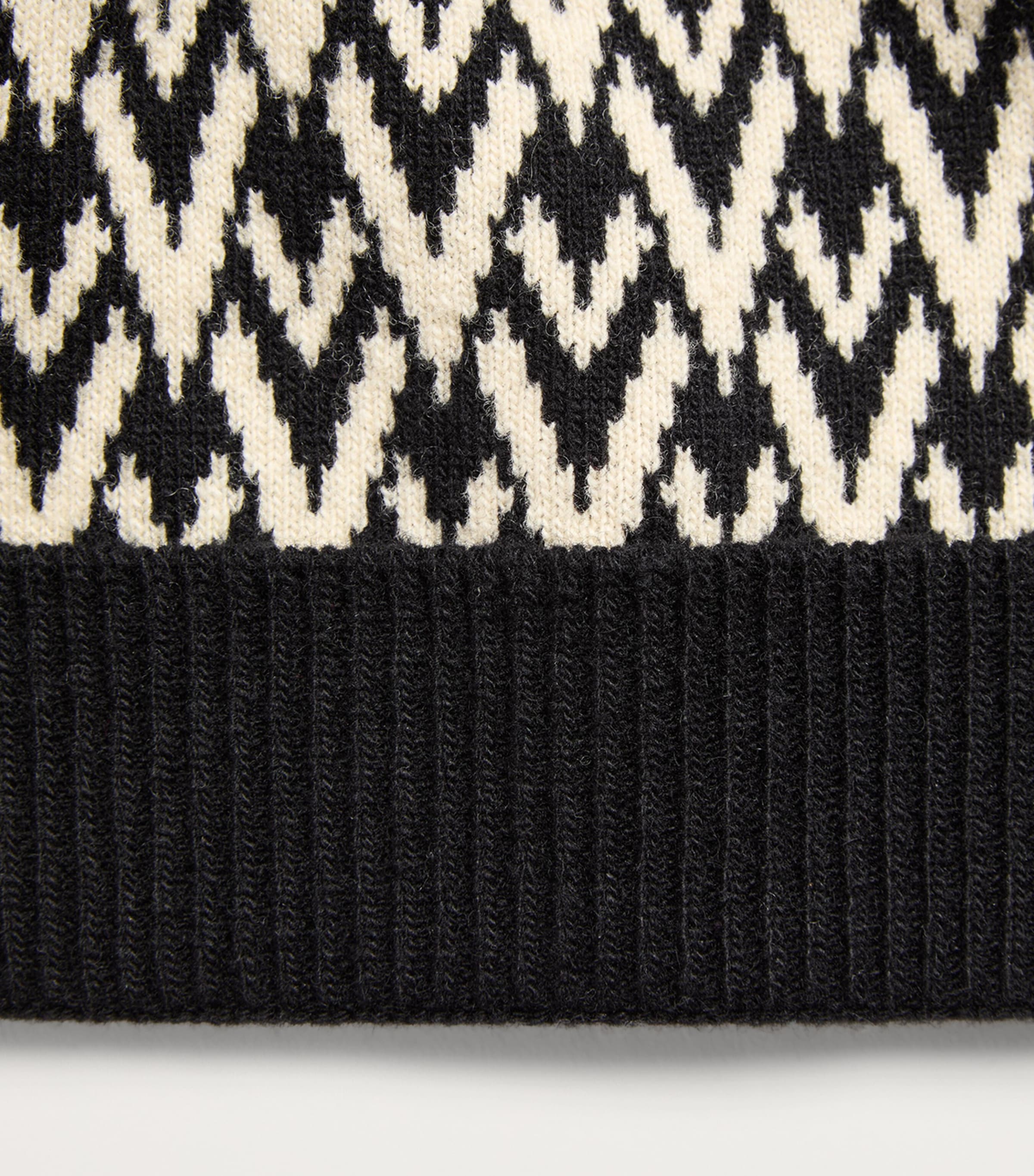 Virgin Wool Beanie R6E Image 4