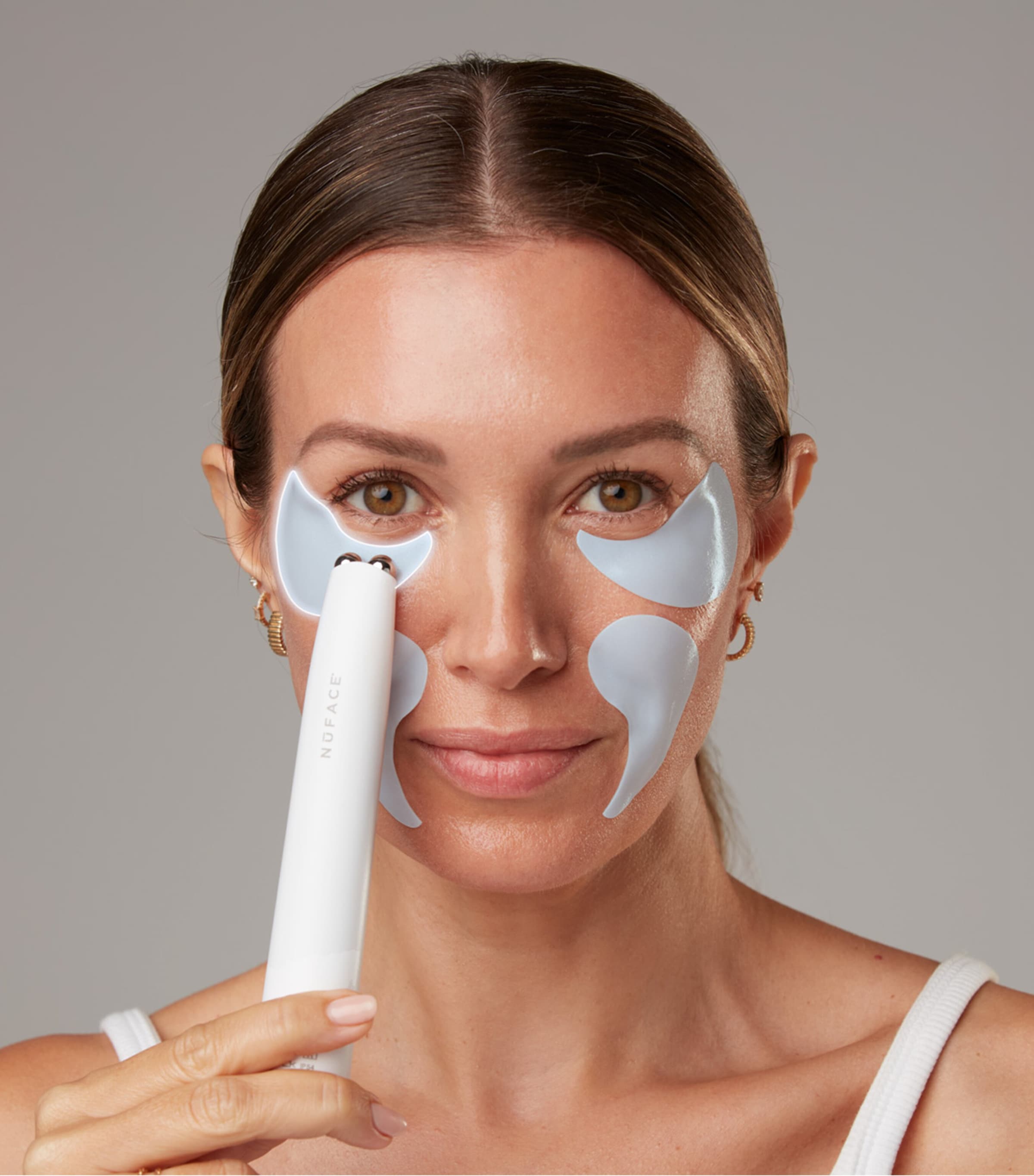 Nuface FIX MicroWand | Skincare | Skincare Tools | Designers | Nuface Nuface FIX MicroWand | Skincare | Skincare Tools | Designers | Nuface