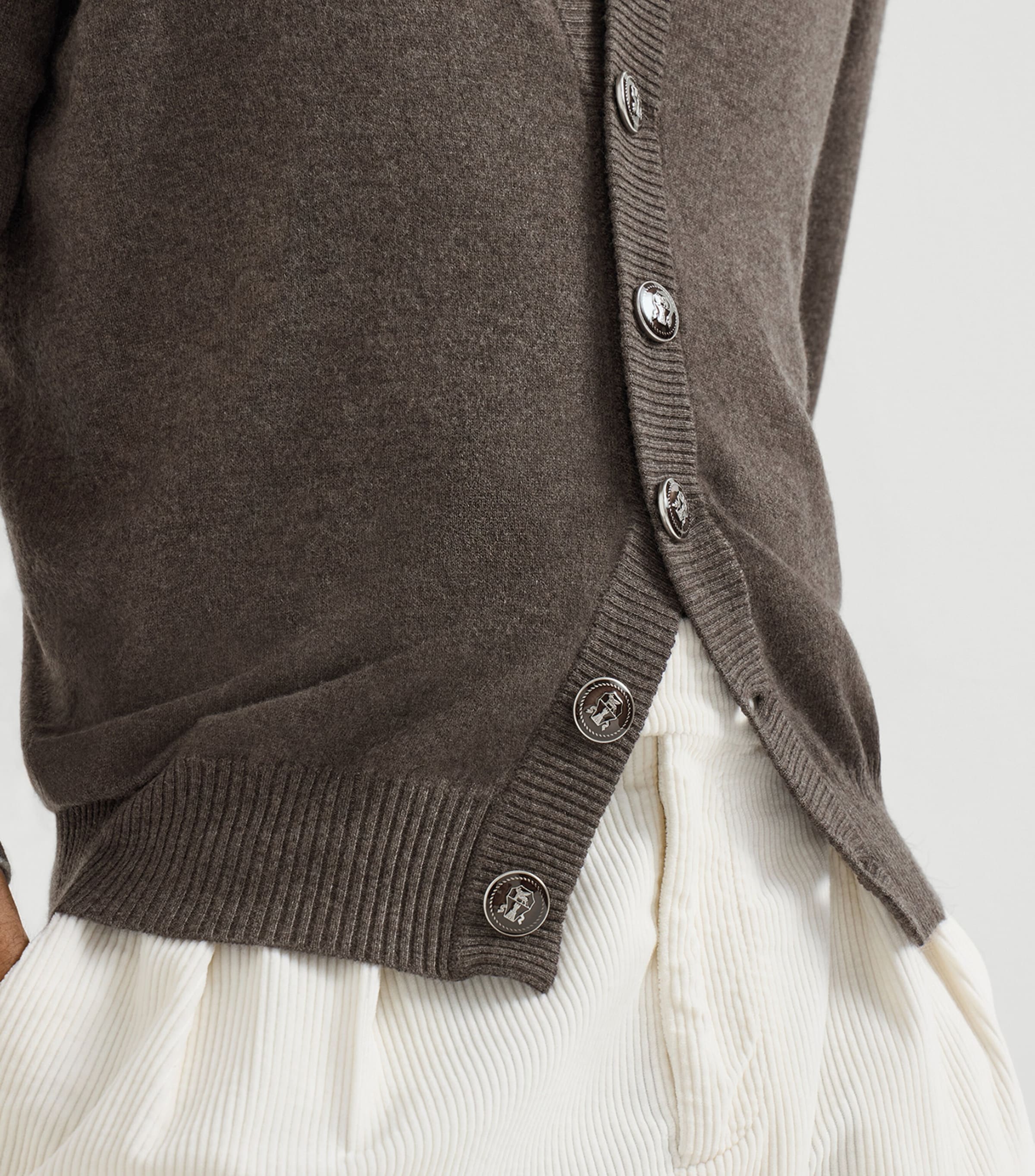 Brunello Cucinelli Mens Cashmere V-Neck Cardigan Image 6
