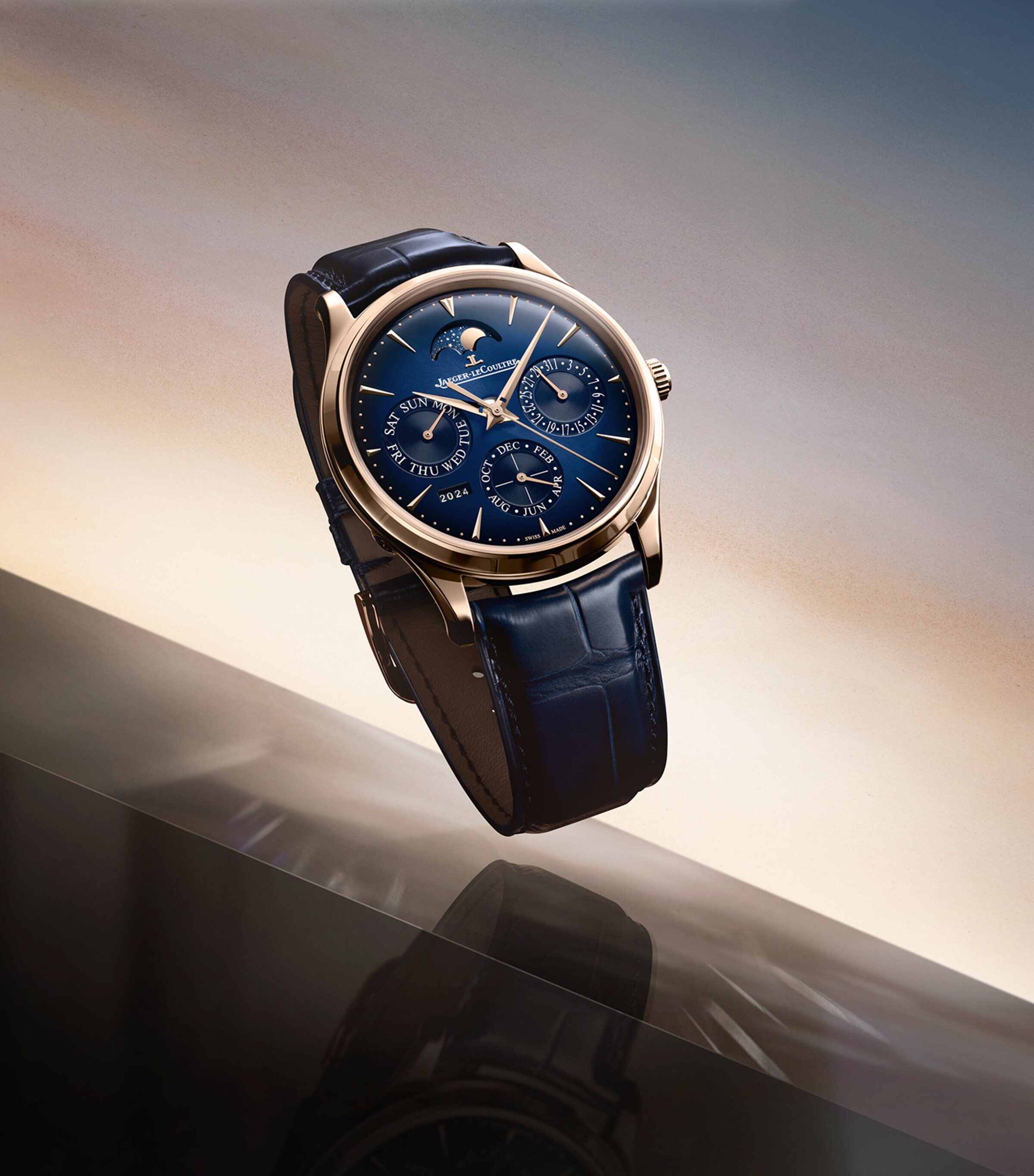 Jaeger-LeCoultre Pink Gold Master Ultra Thin Perpetual Calendar Watch 39mm Pink Gold Image 3