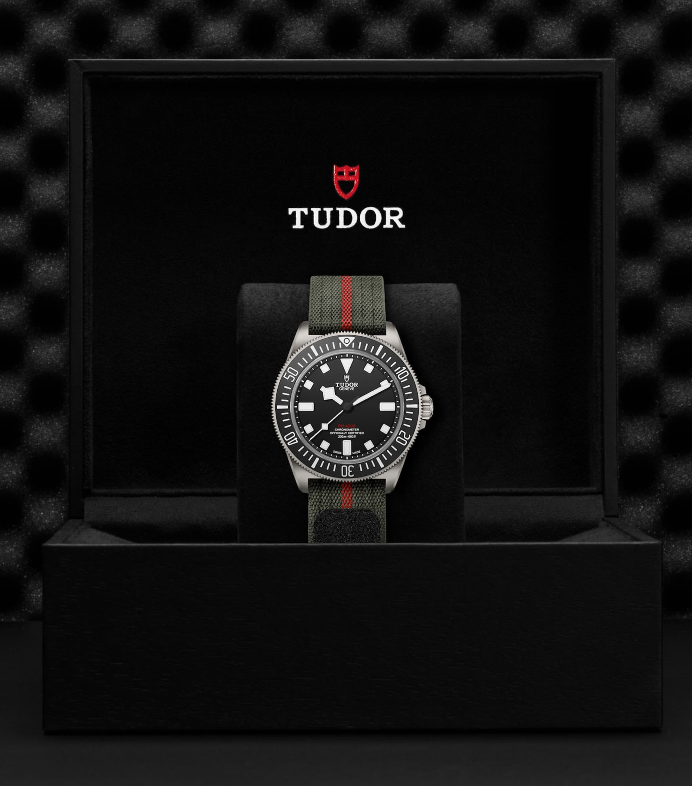 Pelagos FXD Titanium Watch 42mm BLACK Image 3