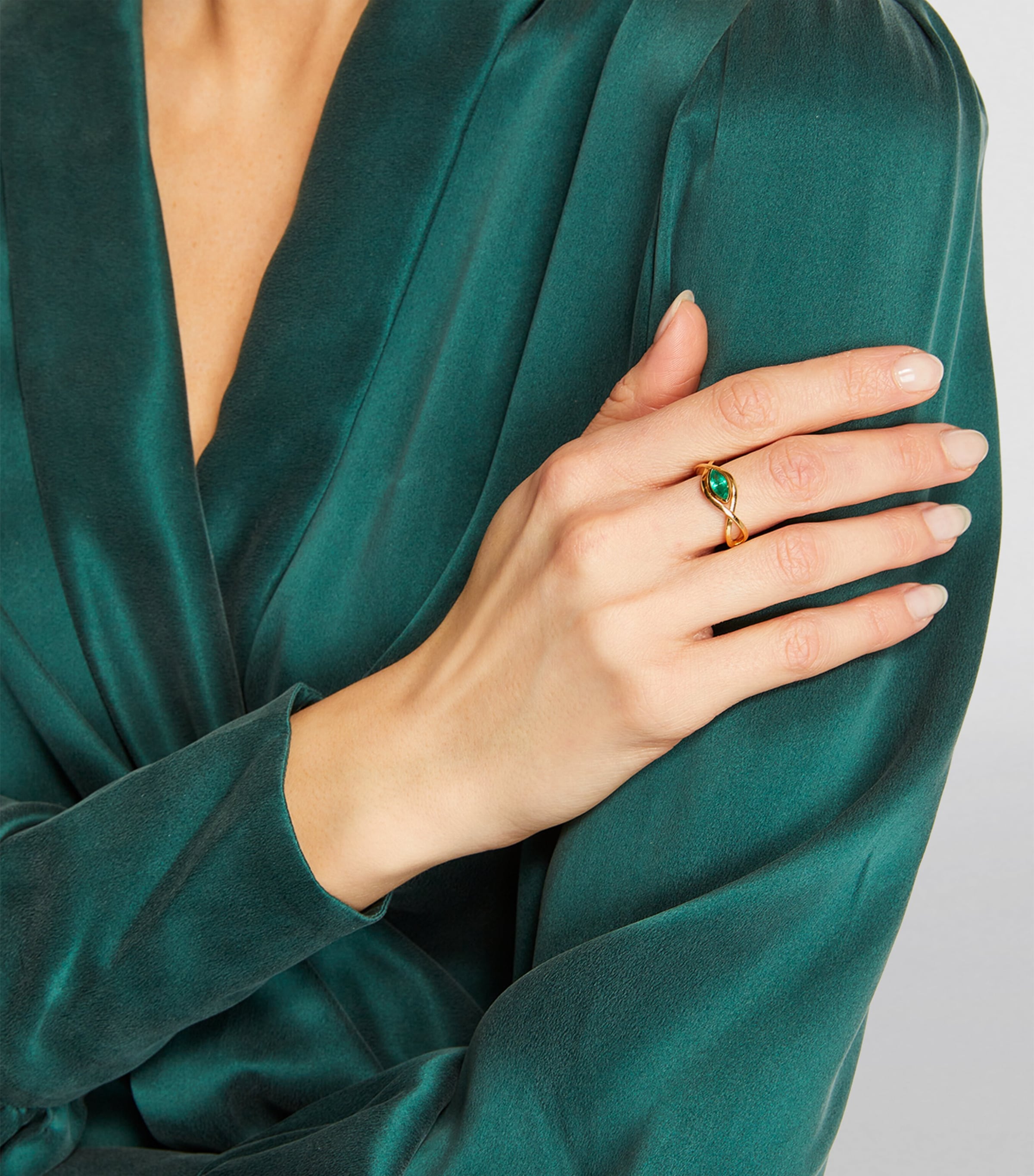 Yellow Gold and Emerald Marquise Ring YELLOW GOLD Image 5