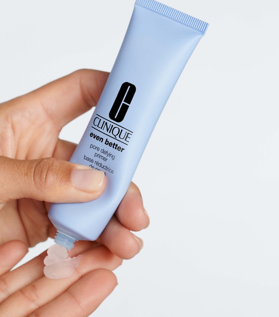Even Better Pore Defying Primer (30ml) NO COLOUR Image 3