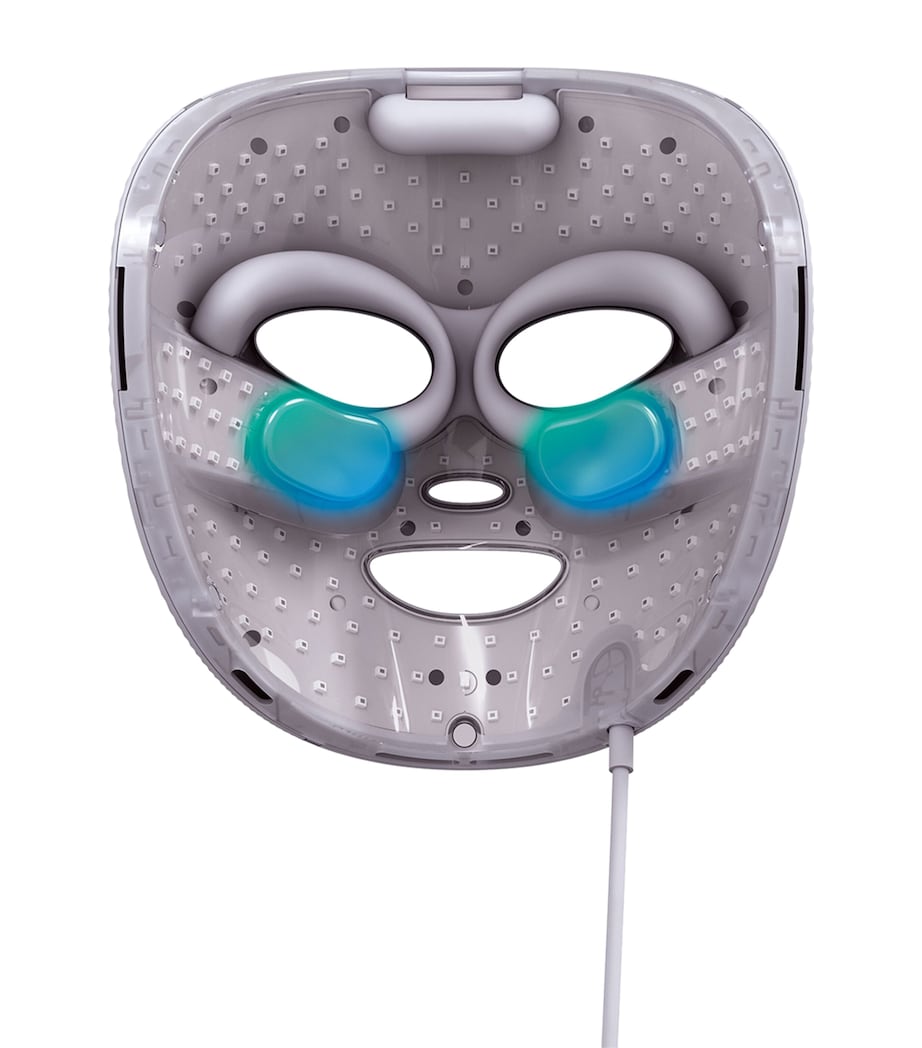 Shark CryoGlow Under-Eye Cooling + LED Anti-Ageing & Blemish Repair Mask Set Lilac Chill Image 2