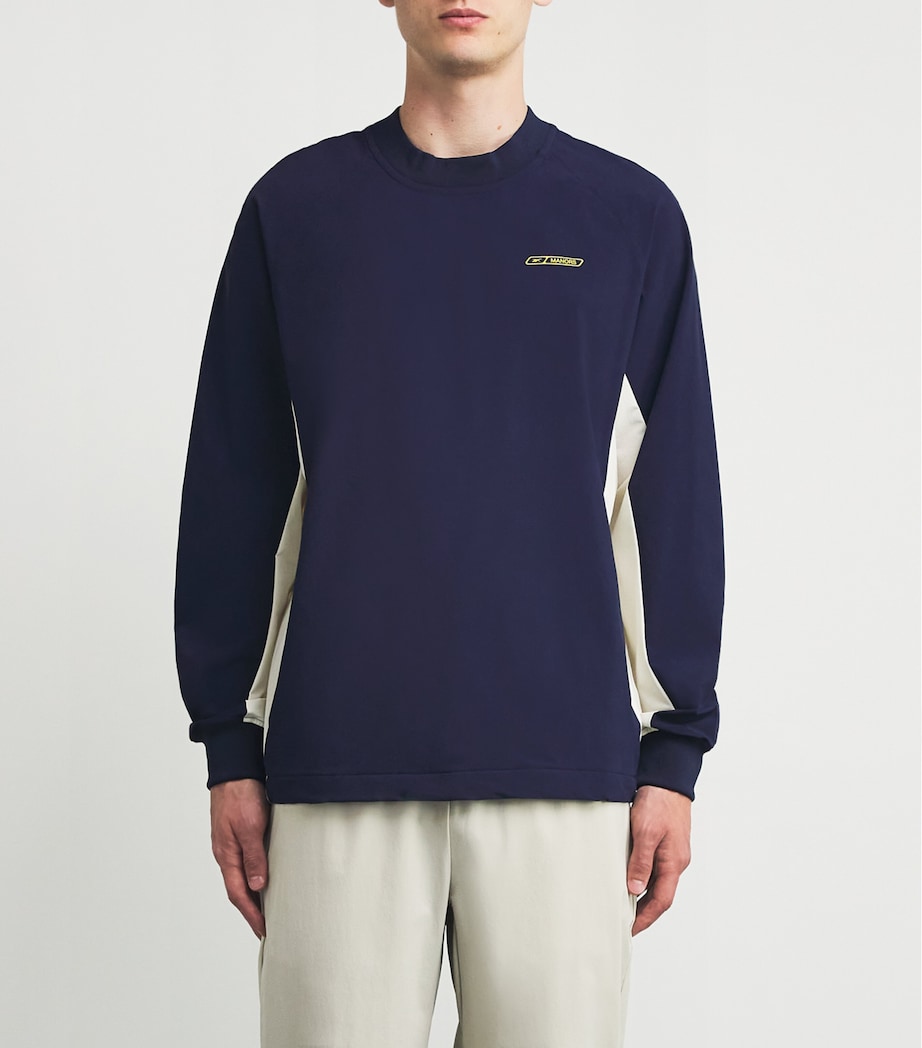 x Reebok Logo Windbreaker NAVY Image 3