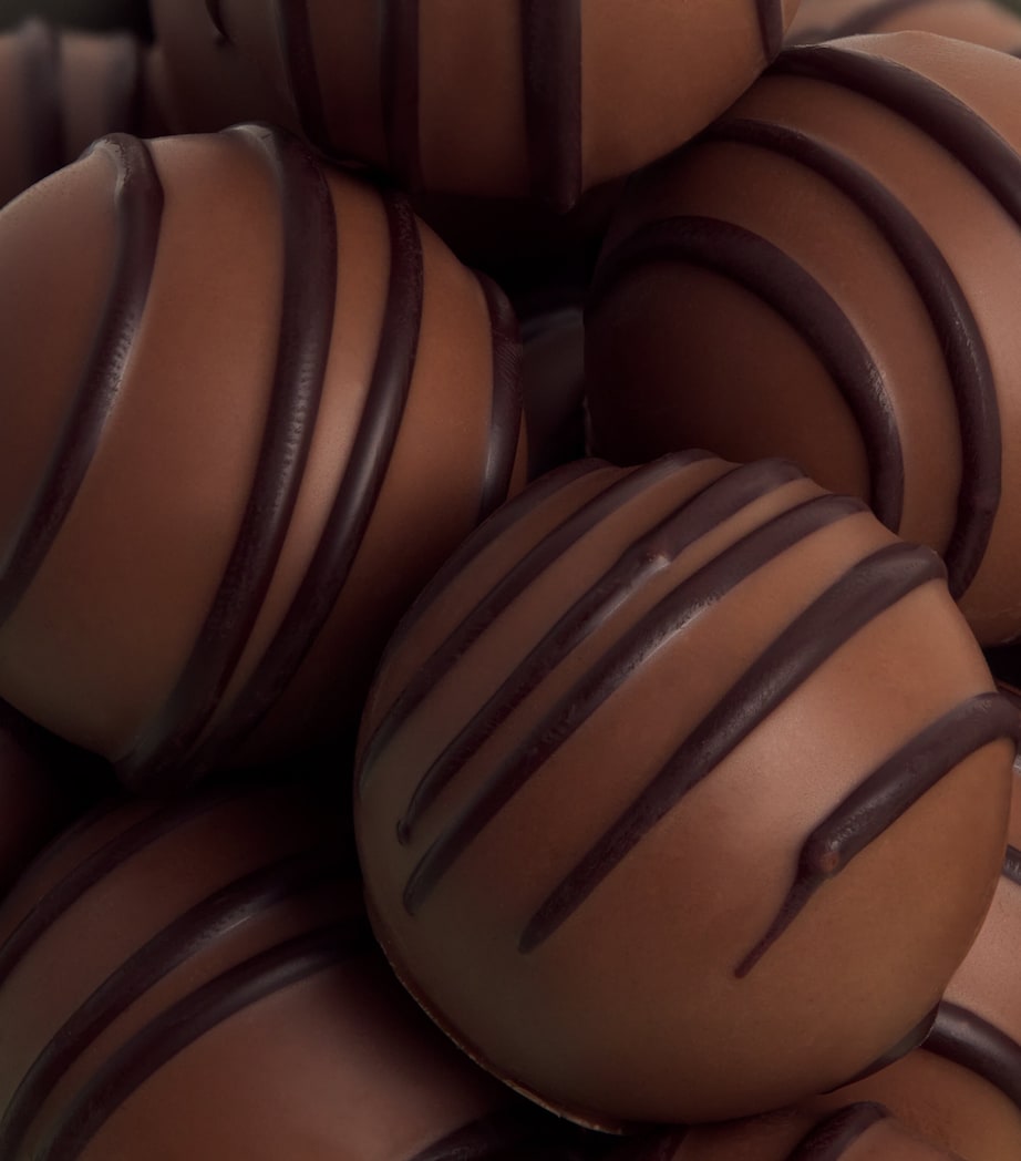 15-Piece Milk Chocolate Truffles (200g) NO COLOUR Image 5