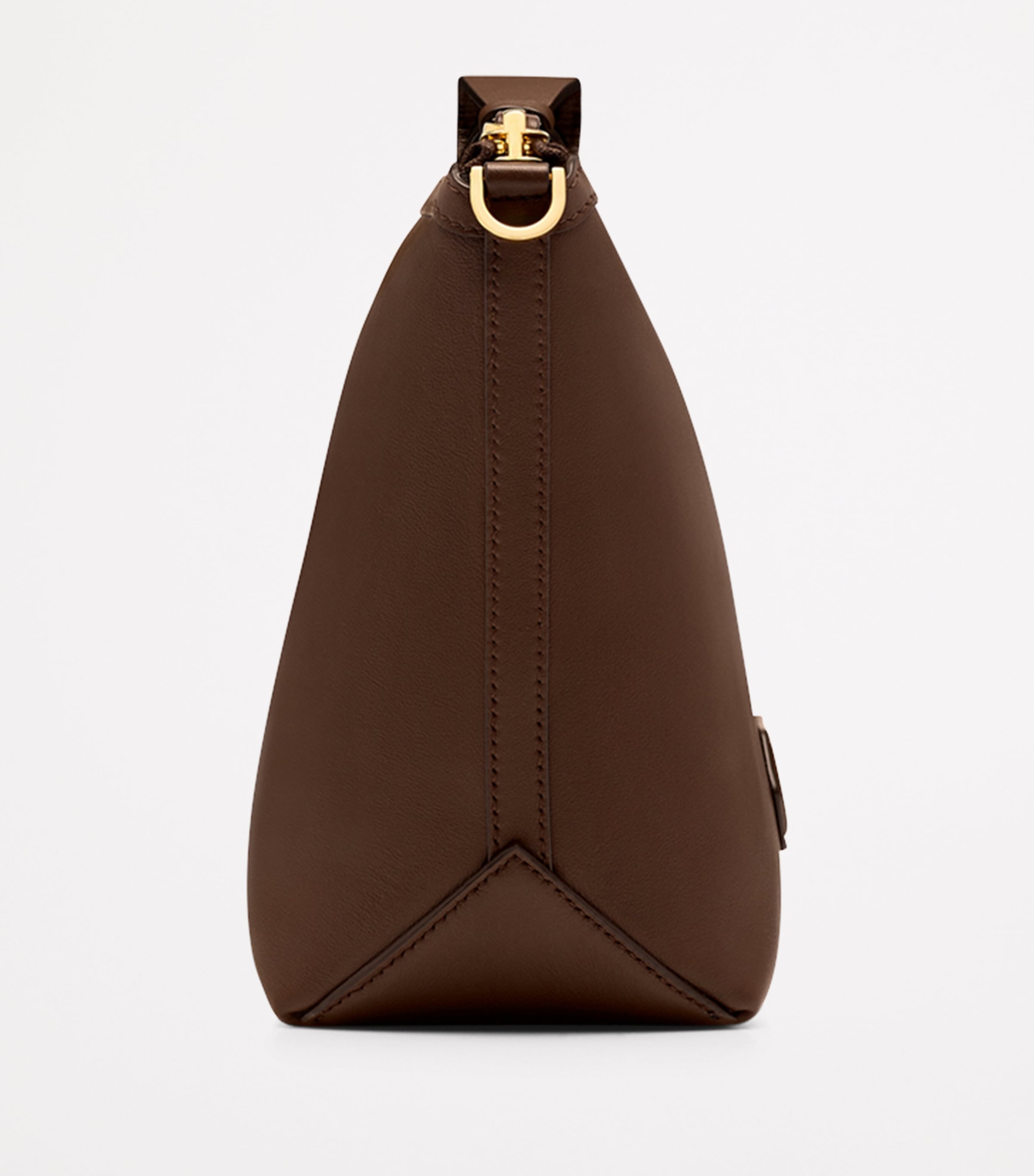 関税込み【TOM FORD】トラペゾイド ポーチ メッセンジャーバッグ TOM FORD Leather Trapezoid Messenger Bag | Harrods US