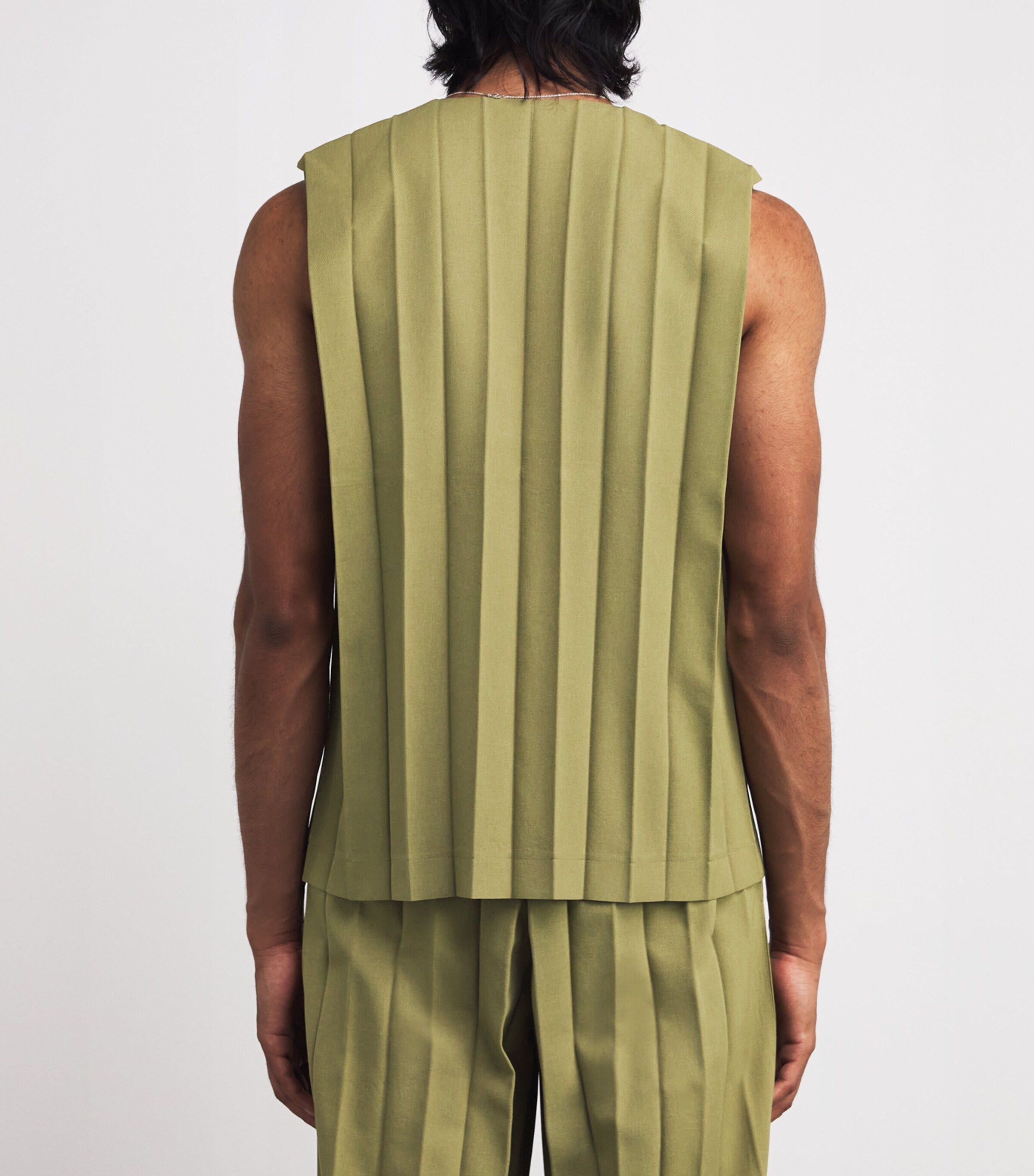 Homme Plissé Issey Miyake Mens Pleated Edge Ensemble Waistcoat Khaki Image 4
