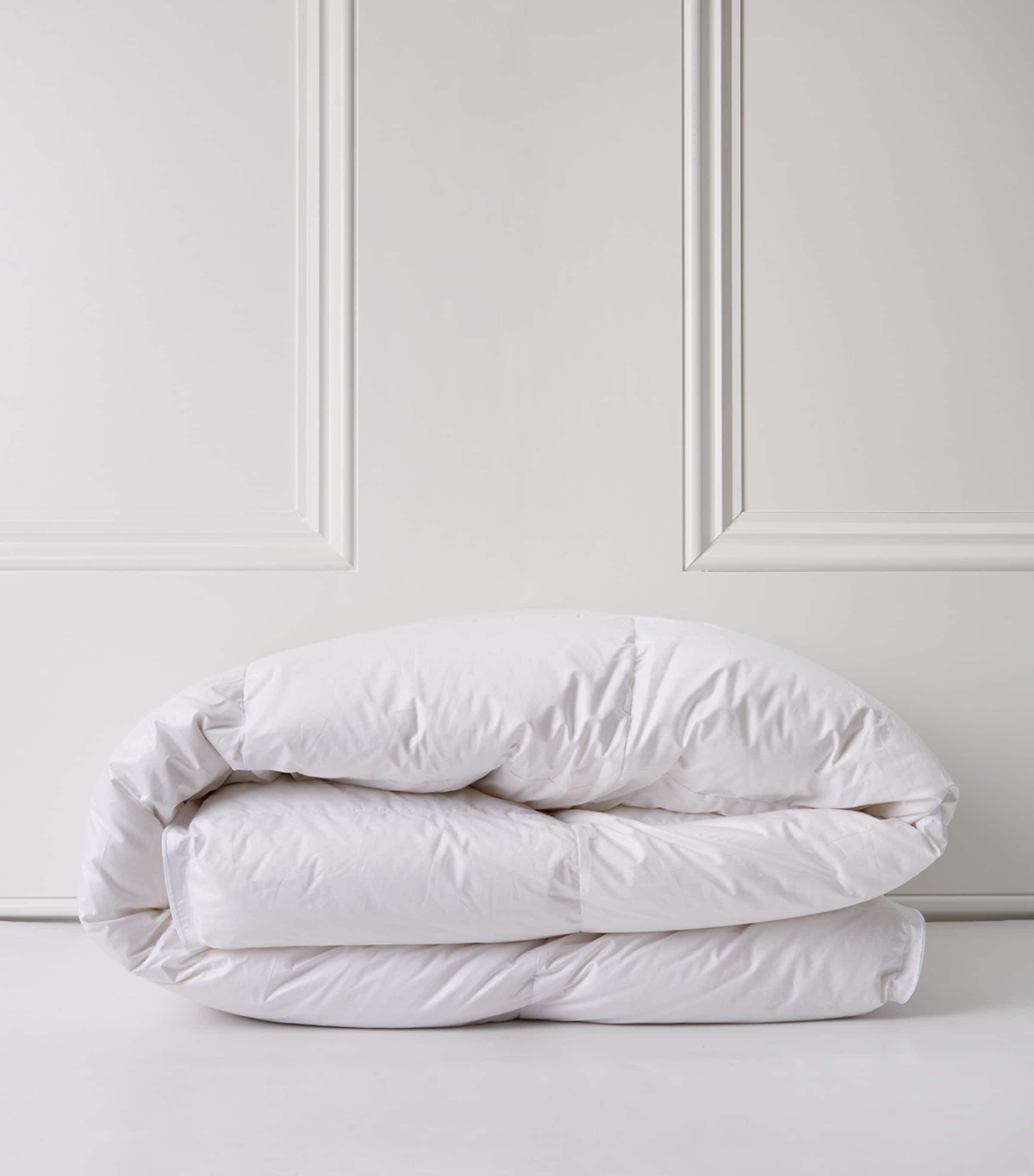 Double Siberian Goose Down Duvet (8.5 Tog) WHITE Image 3