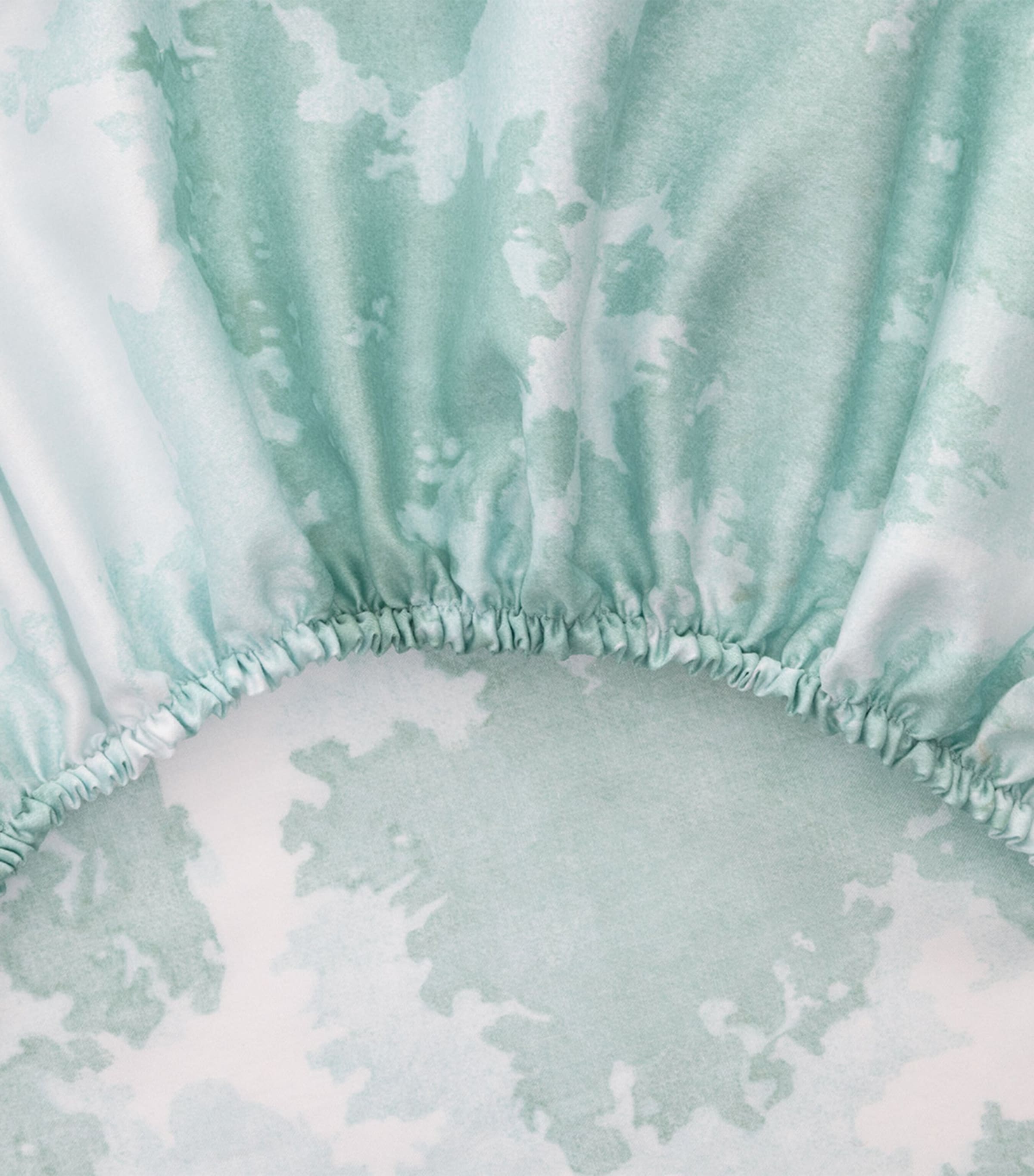 Yves Delorme Panorama Double Fitted Sheet (135cm x 190cm) Multicoloured Image 2
