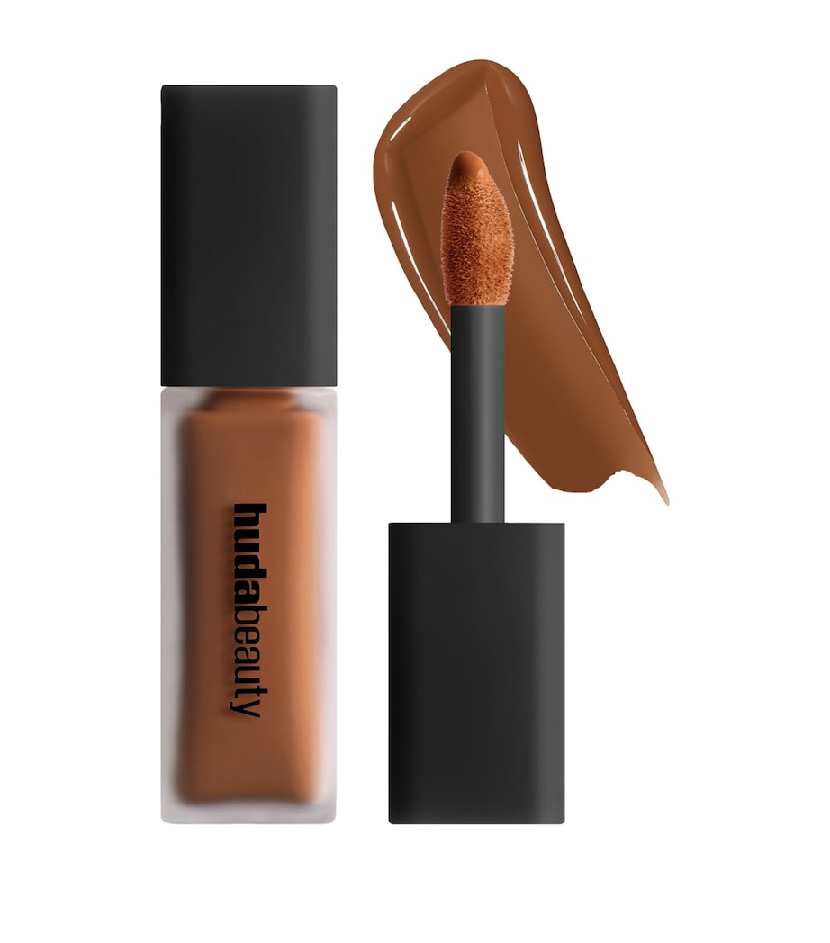 Huda Beauty #FauxFilter Luminous Matte Liquid Concealer Hazelnut Image 1