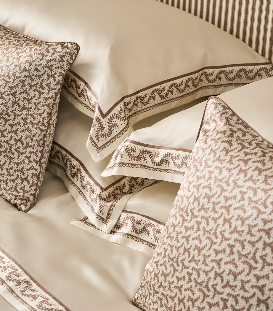 Gingerlily Silk Fern Vine Oxford Pillowcase (50cm x 70cm) Mocha/ivory Image 3