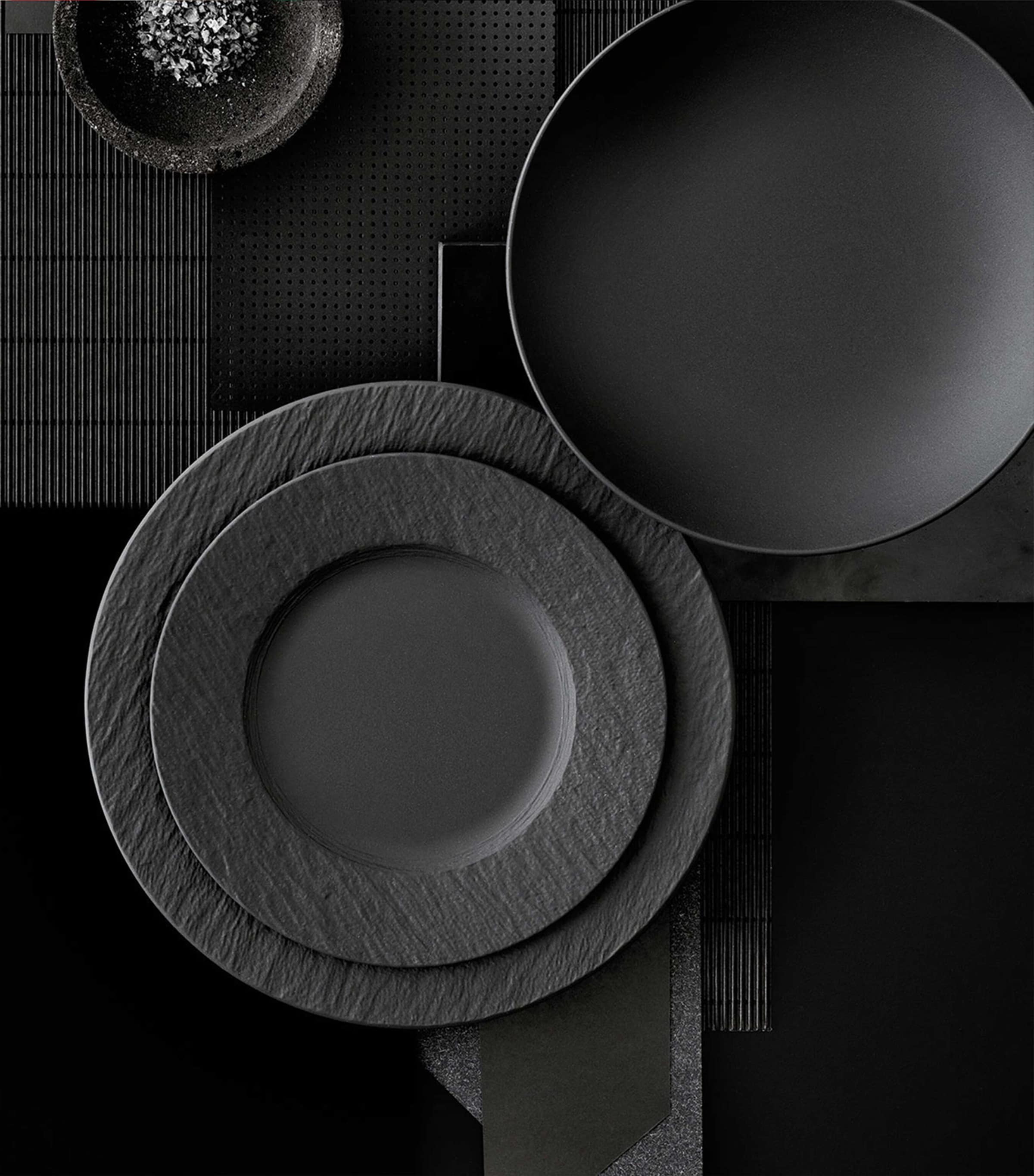Villeroy & Boch Porcelain Manufacture Rock Table Set Black Image 4