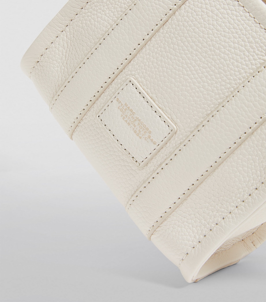 The Marc Jacobs Micro Leather The Tote Bag 140 COTTON Image 3