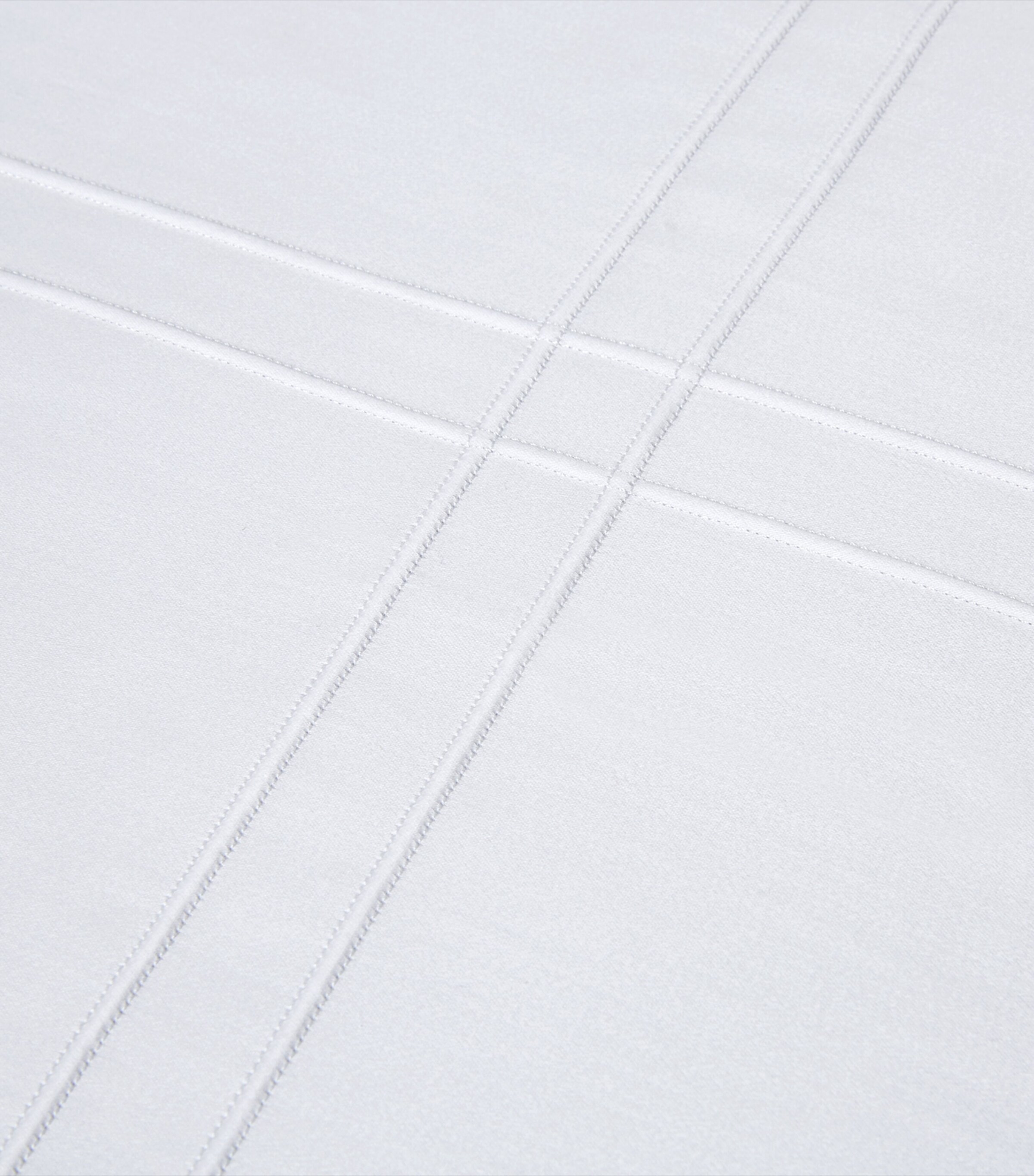 Yves Delorme Couture Cotton Adagio King Duvet Cover (240cm x 220cm) Brume Image 3