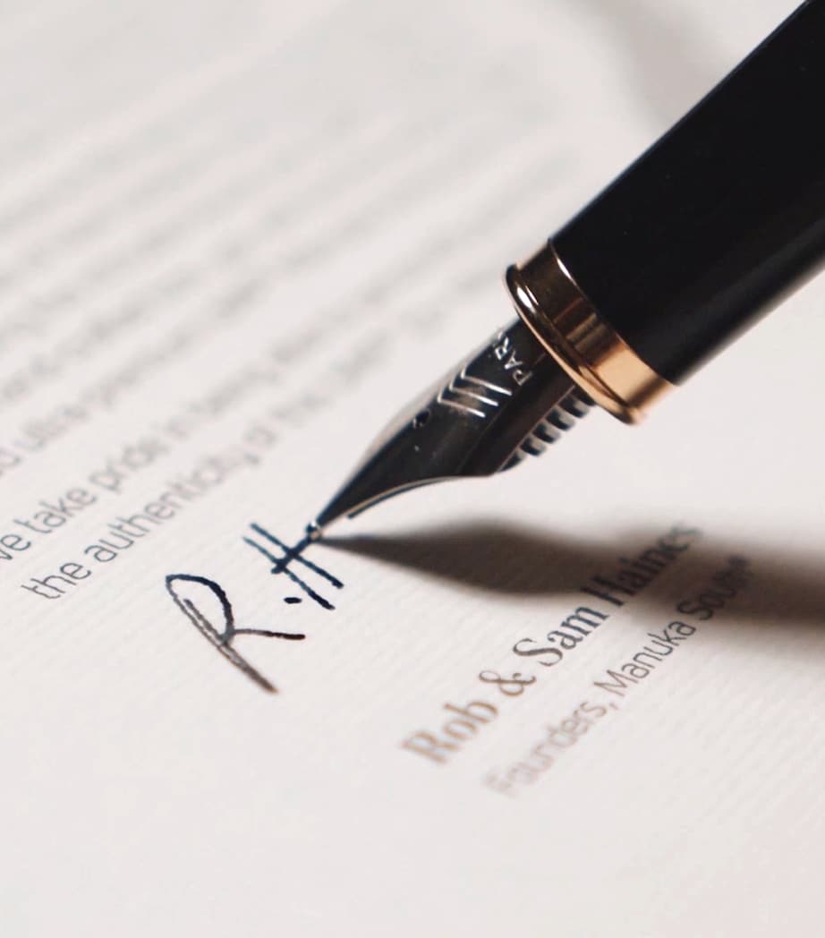 Limited Reserve Manuka Honey UMF 32+ MGO 1835 (250g) NO COLOUR Image 12