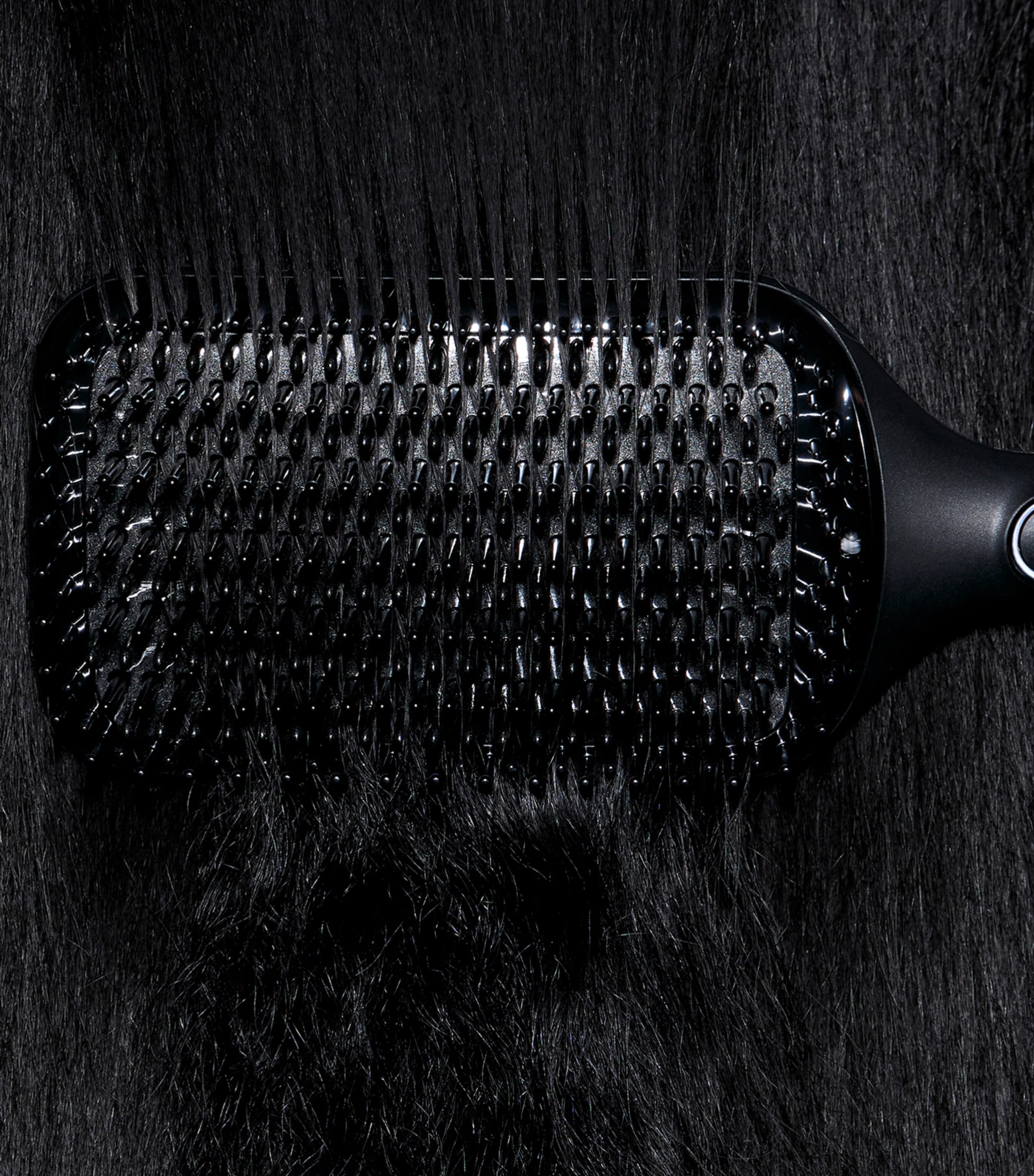 ghd Glide+ Max Hot Brush Black Image 3