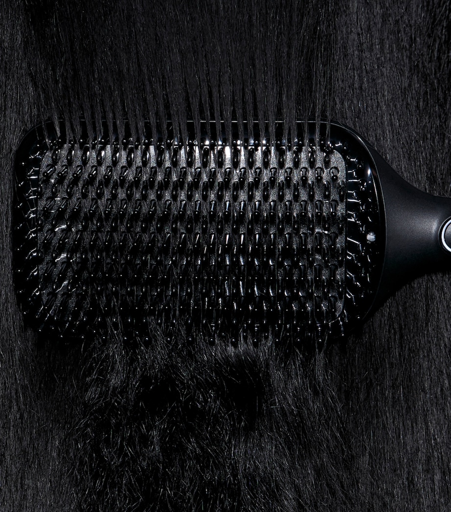 ghd Glide+ Max Hot Brush Black Image 3