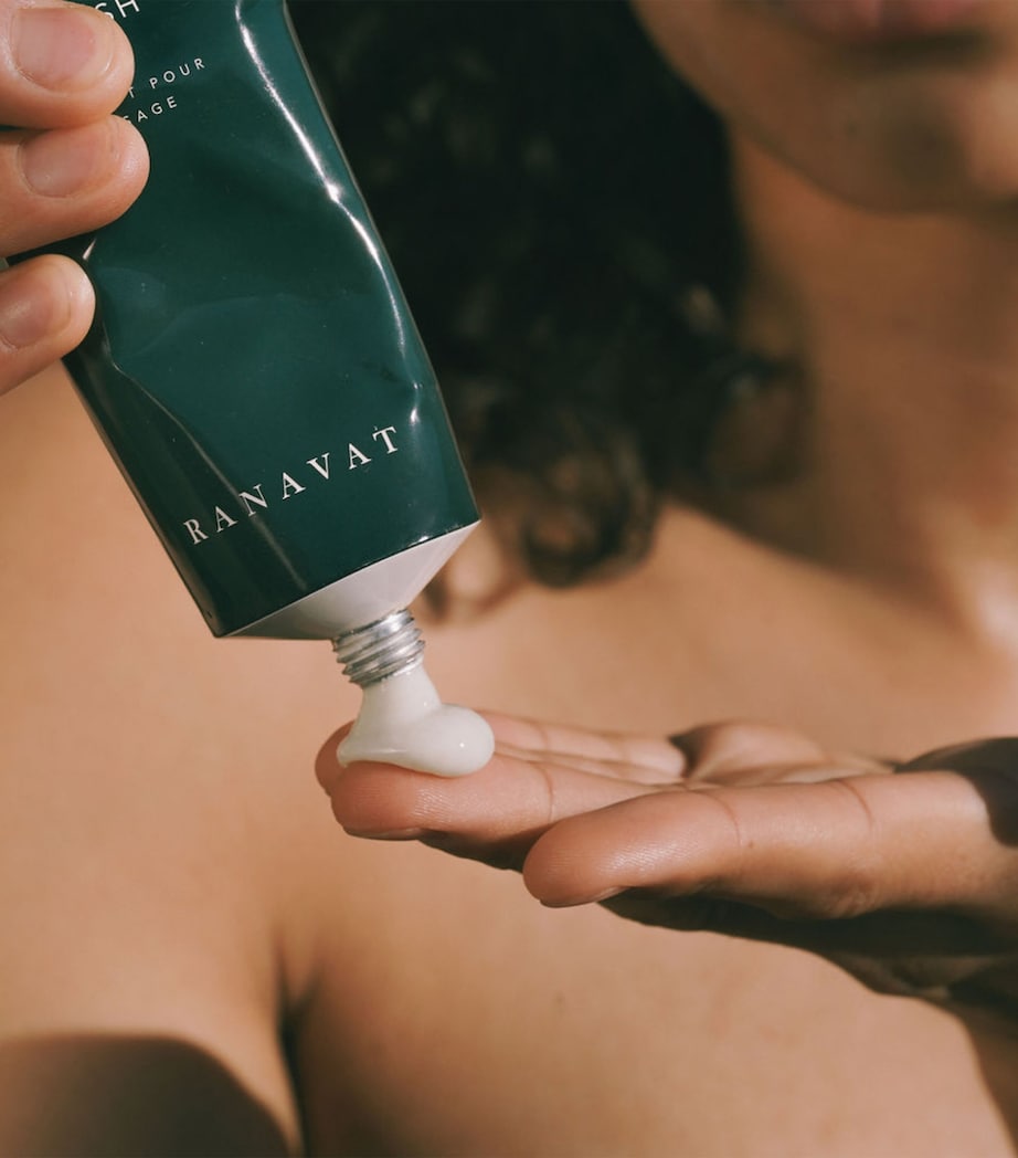 Imperial Glow Smoothing Facial Polish (100ml) NO COLOUR Image 2