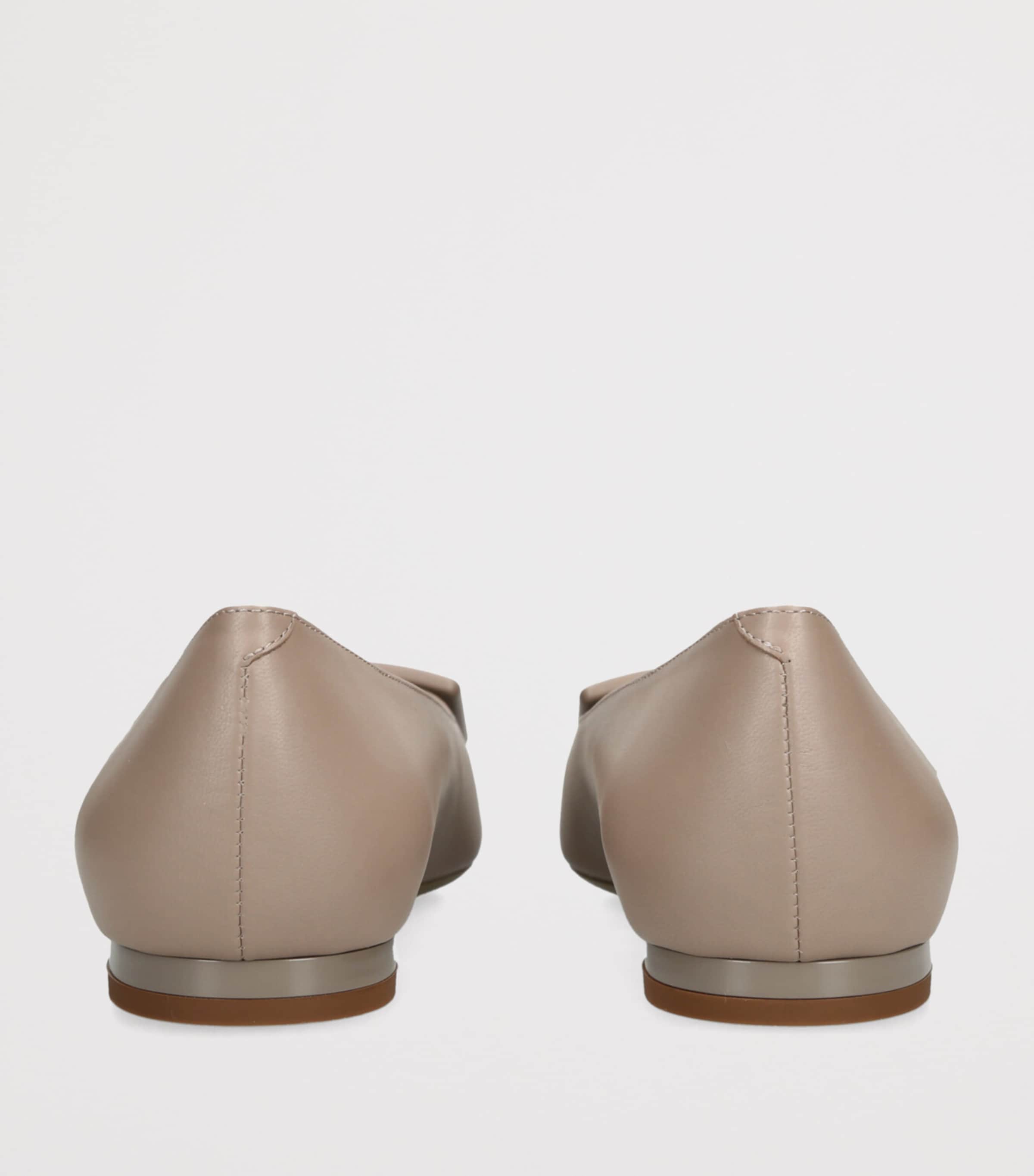 Roger Vivier Leather Gommettine Ballet Flats Taupe Image 2