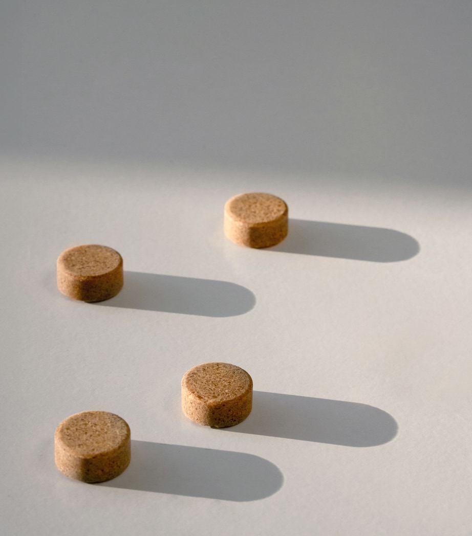 Mānuka Honey Lozenges with Bluenesse and Lemon (8 Capsules) NO COLOUR Image 5