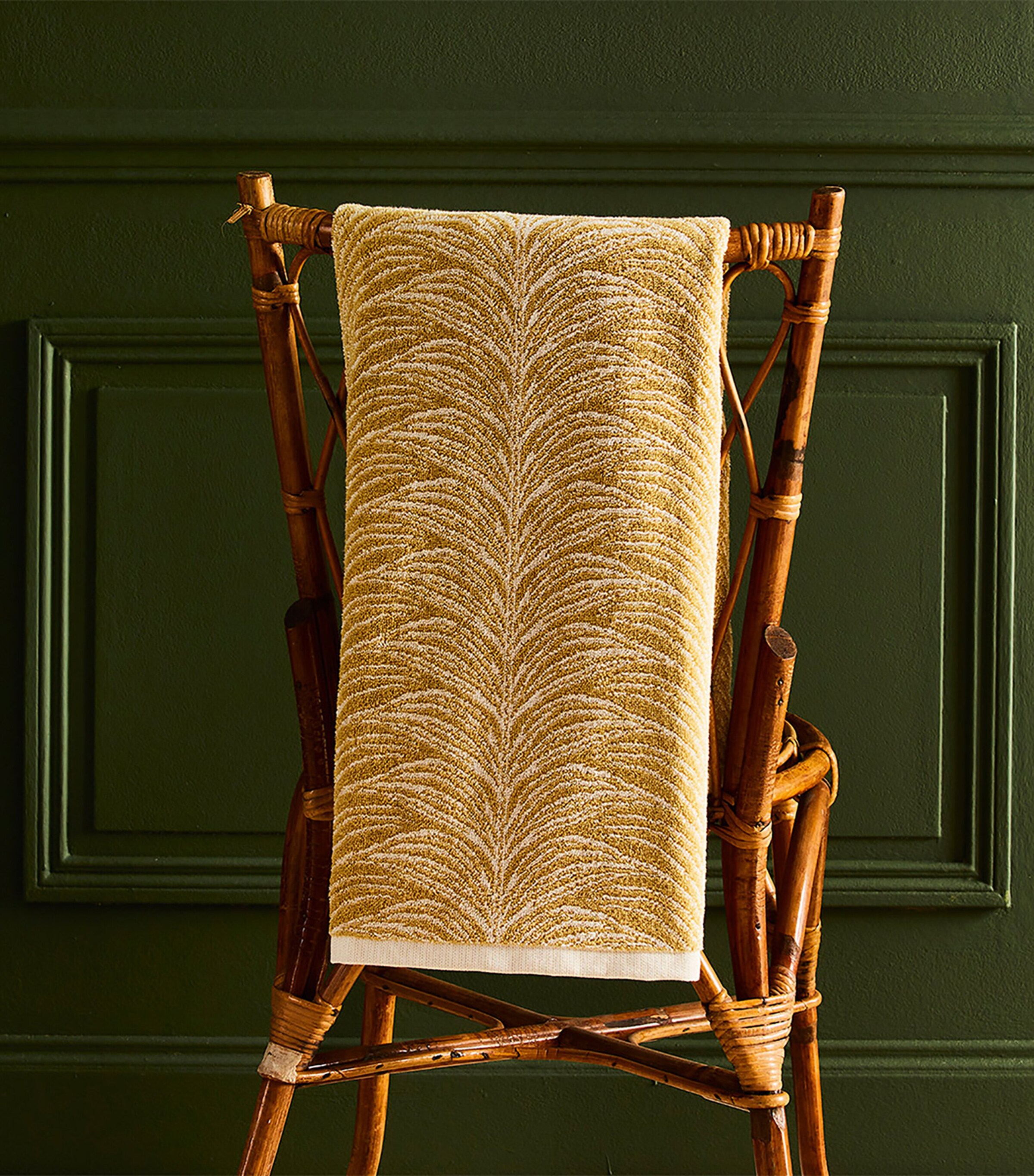 Pollen Guest Towel (42cm x 70cm) MULTICOLOURED Image 4