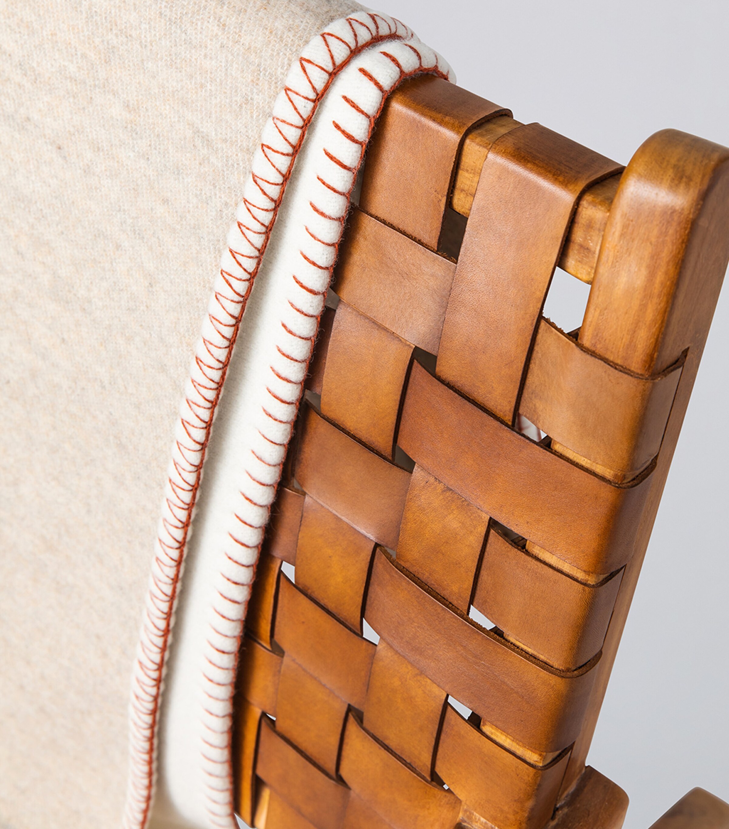 Wool-Cashmere Reversible Throw (190cm x 140cm) ECRU / DRIFTWOOD Image 4