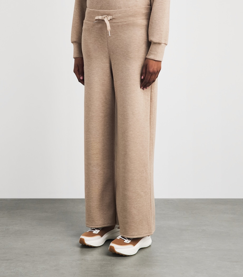 SPANX Womens SPANX AirEssentials Wide-Leg Sweatpants Dune Heather Image 4
