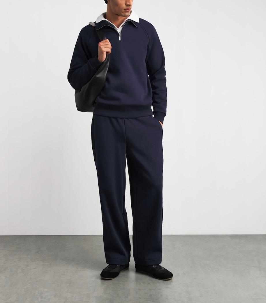 CHÉ Mens Varez Straight Sweatpants Navy Image 2